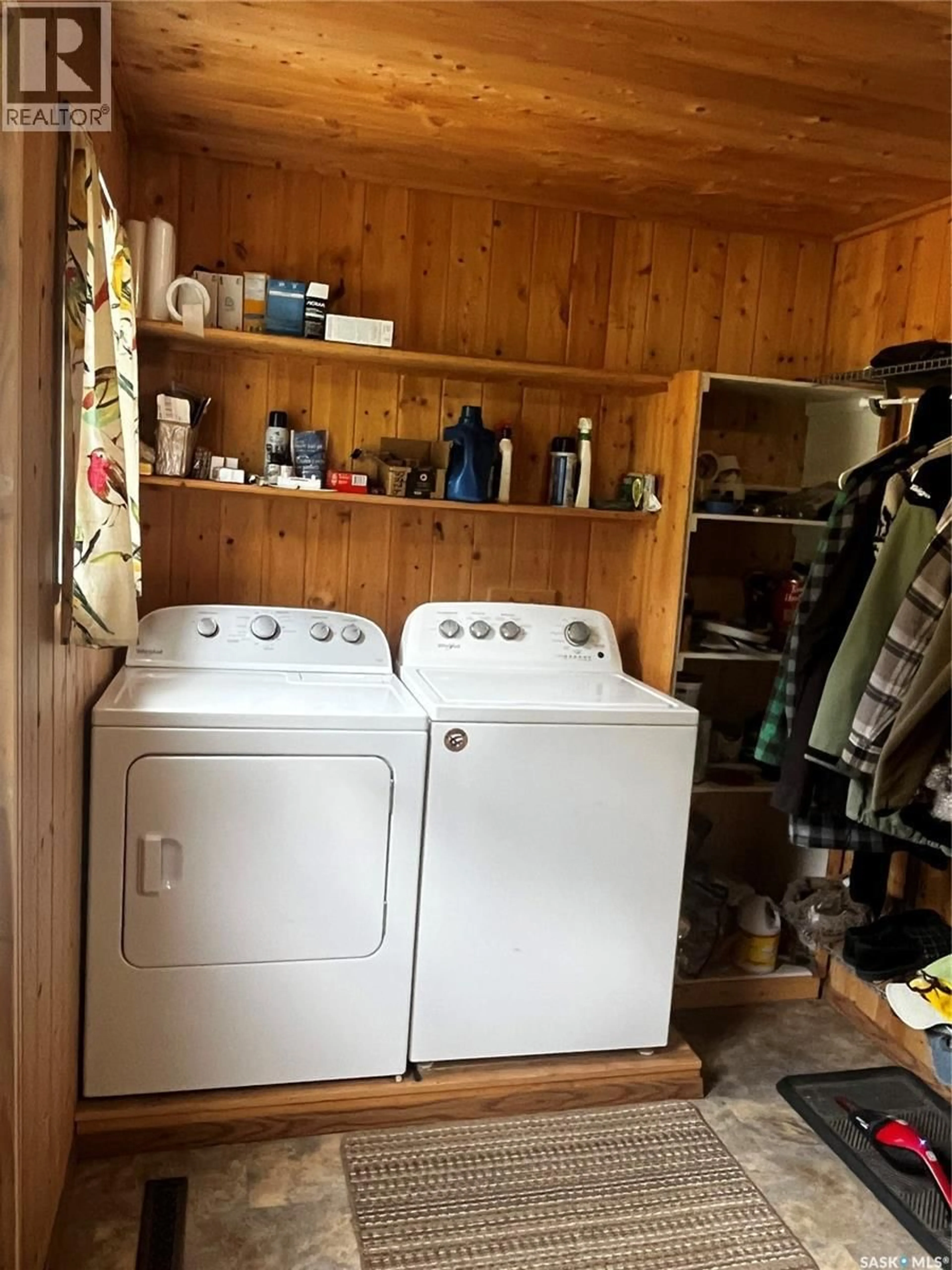 Laundry room for BILDSTEIN ACREAGE, Porcupine Rm No. 395 Saskatchewan S0E1H0