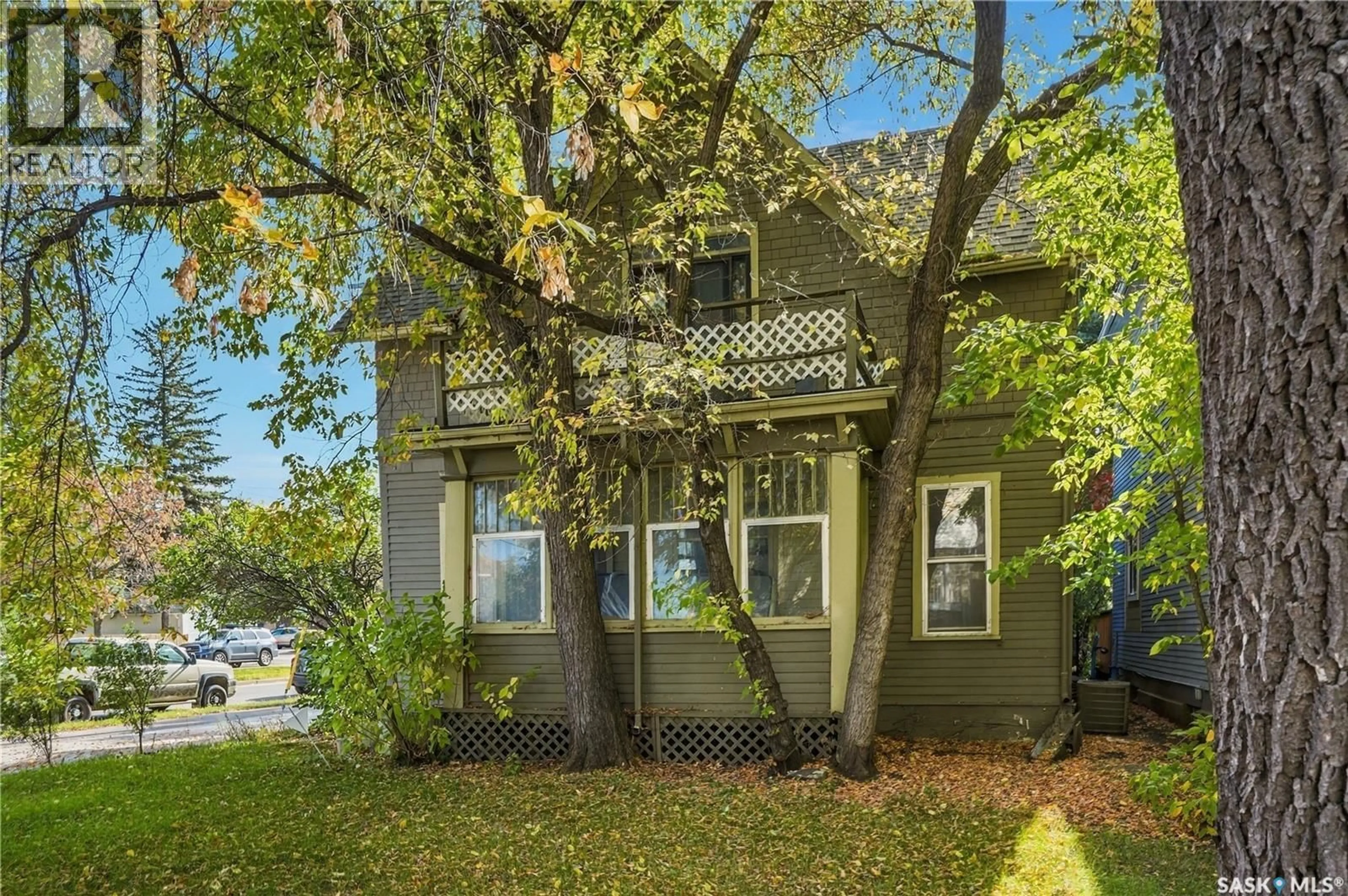 Unknown for 334 10TH STREET, Saskatoon Saskatchewan S7N0C7