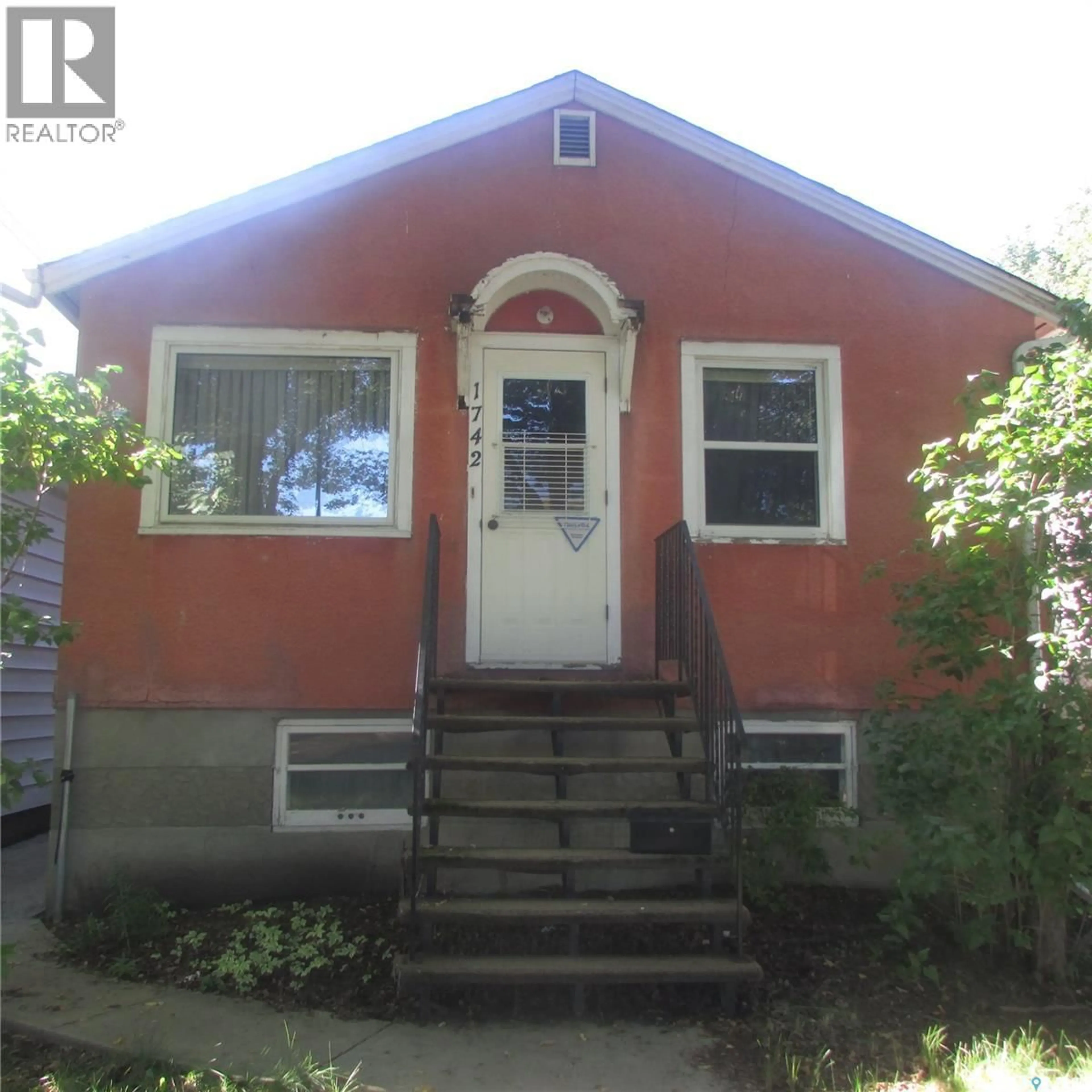 Unknown for 1742 QUEBEC STREET, Regina Saskatchewan S4P1J3