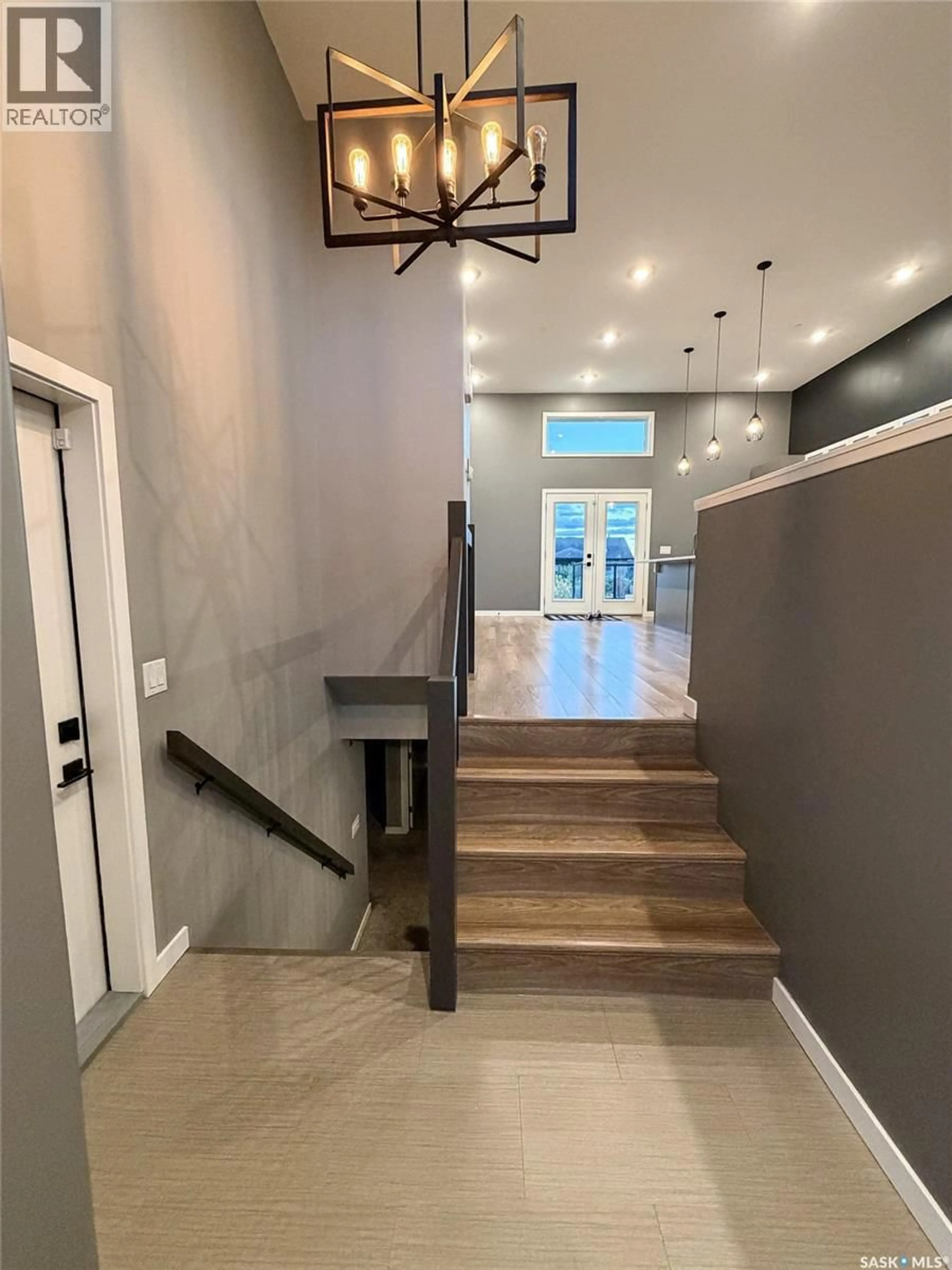 Indoor foyer for 9 CARL DRIVE, Meadow Lake Saskatchewan S9X1Z9