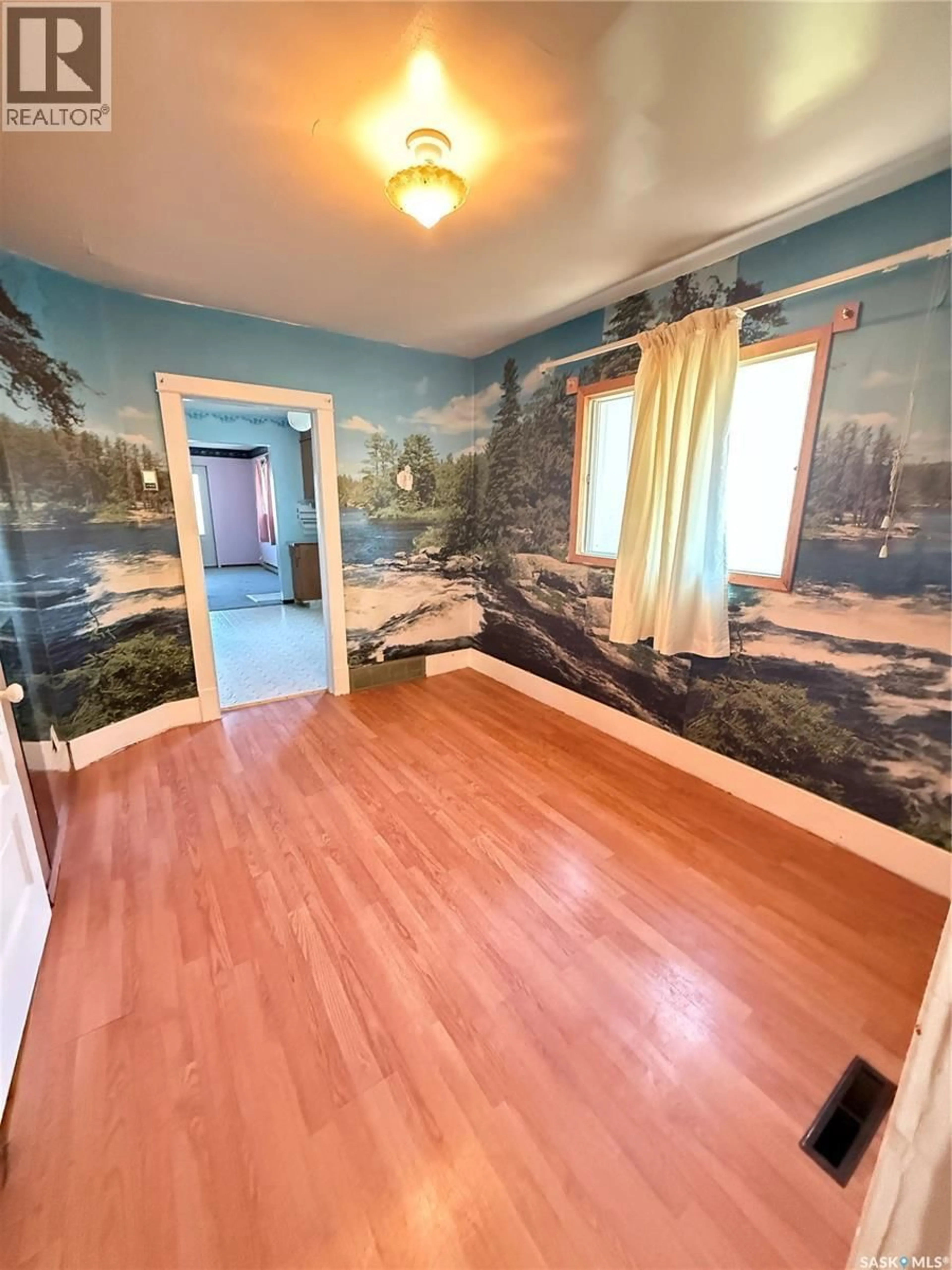A pic of a room for 713 HEALY AVENUE, Radville Saskatchewan S0C2G0
