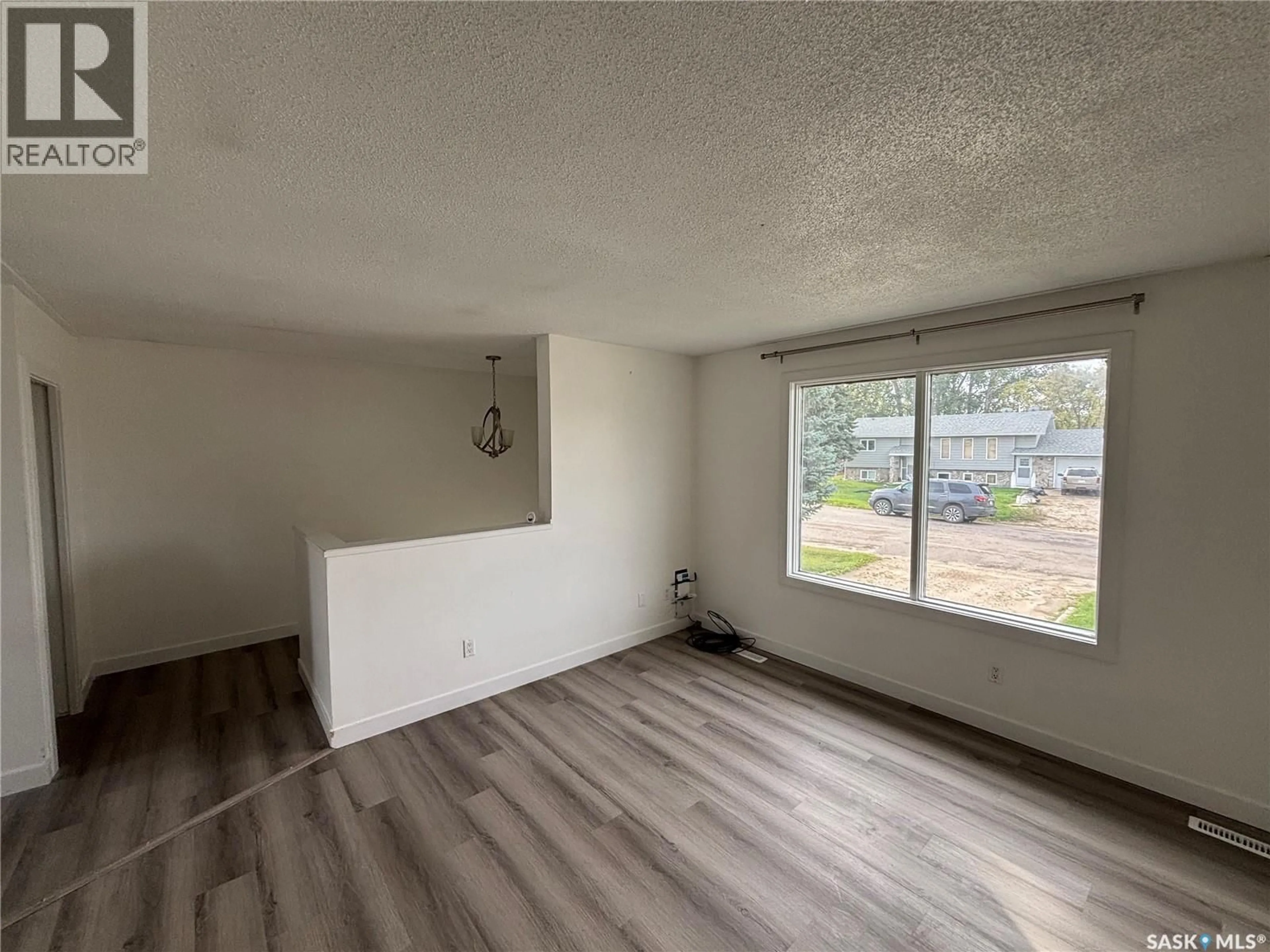 A pic of a room for 15B ERIXON PLACE, Clavet Saskatchewan S0K0Y0