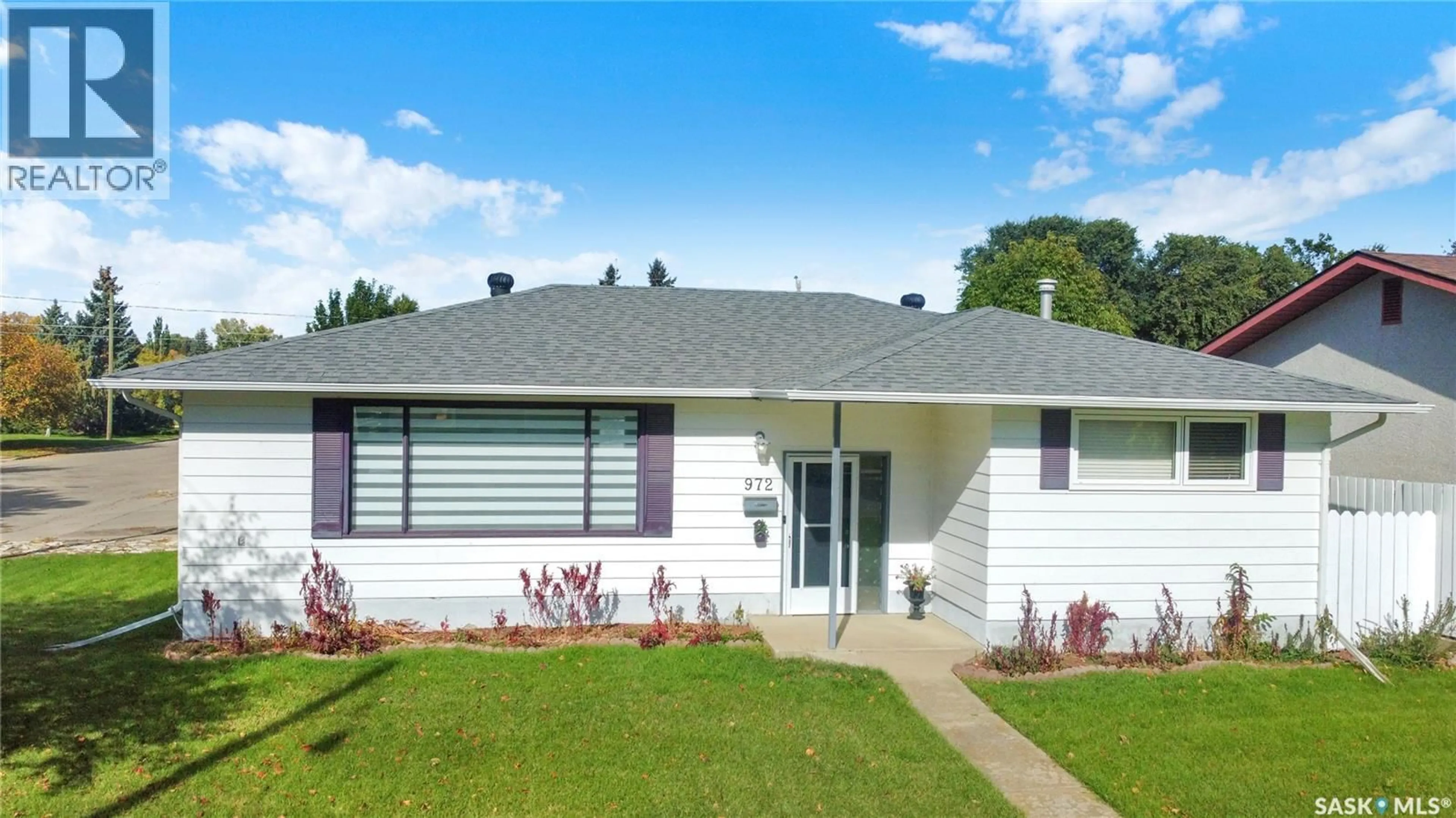 Home with vinyl exterior material, street for 972 SIMCOE STREET, Moose Jaw Saskatchewan S4P0J3
