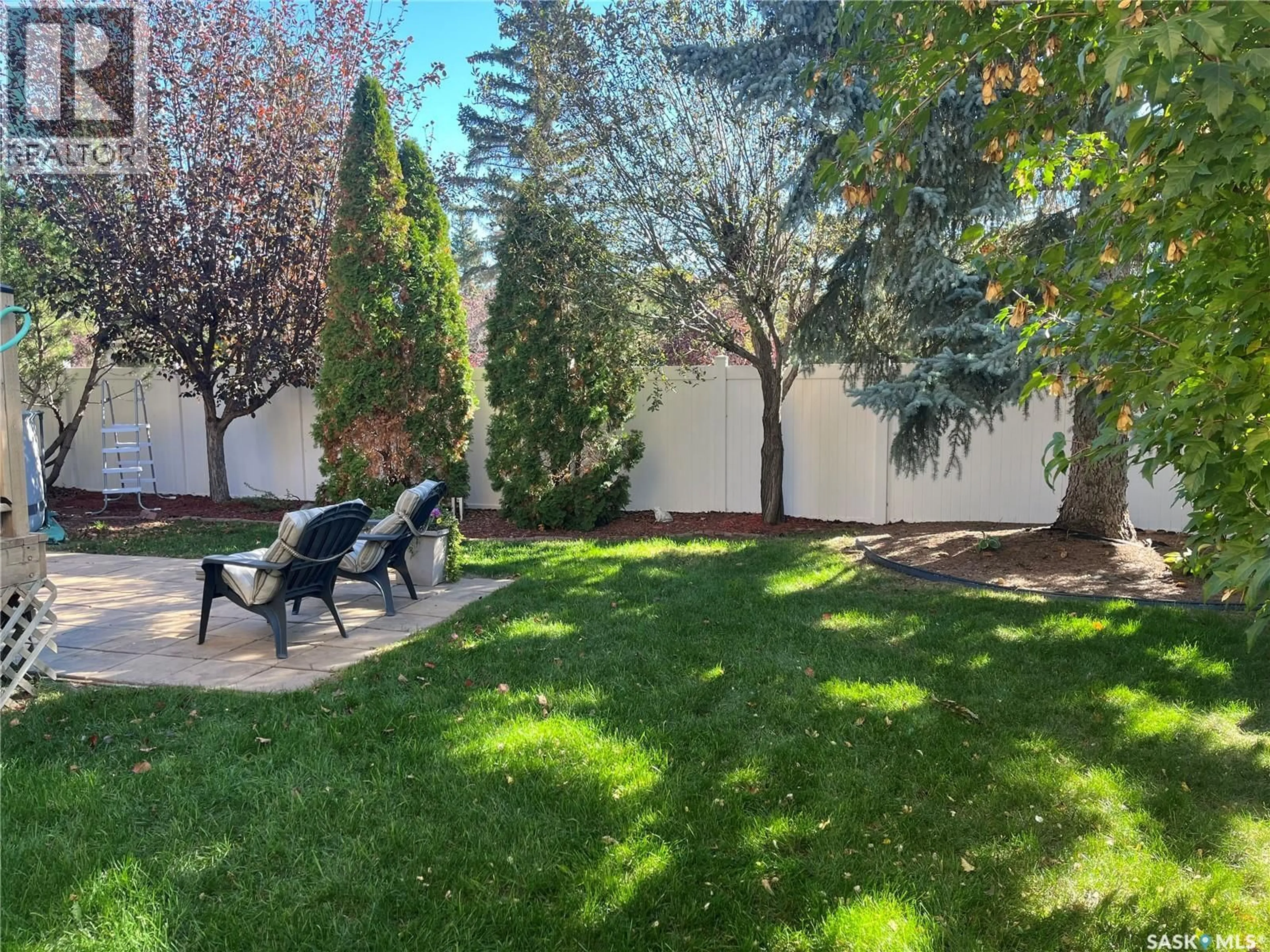 Patio, street for 3531 PEDERSON CRESCENT, Regina Saskatchewan S4V2A6
