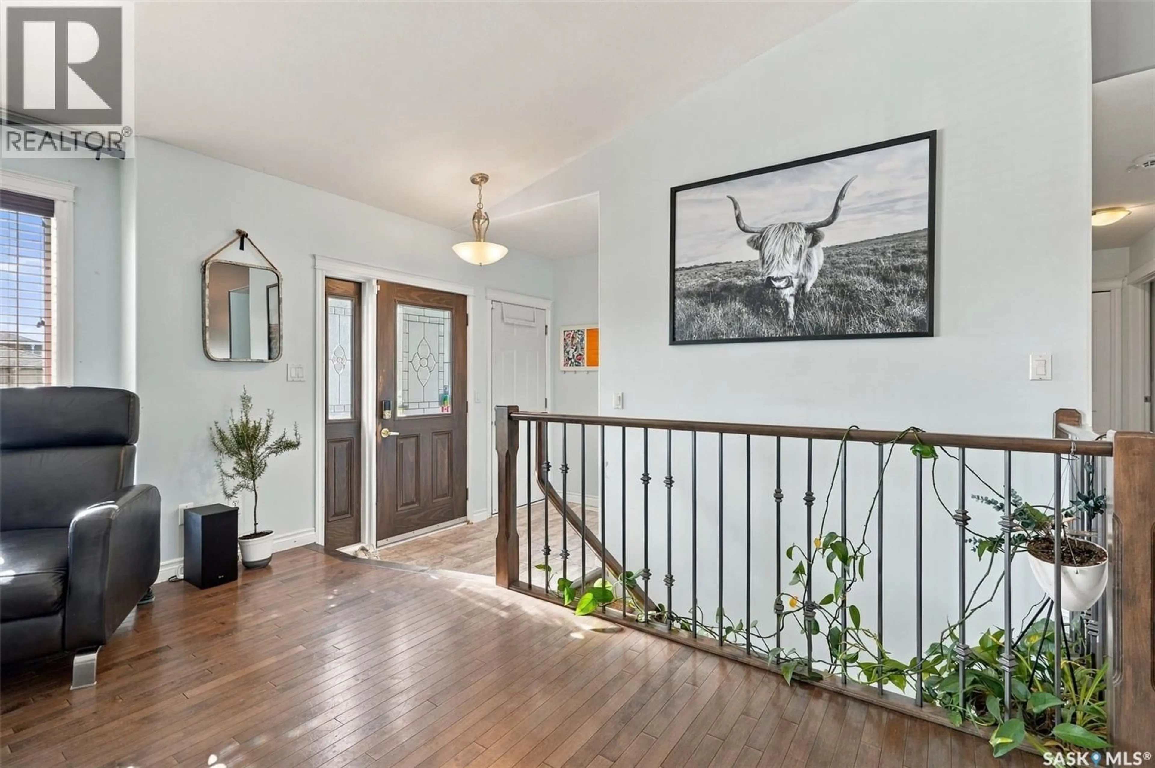 Indoor entryway for 927 COPPERMINE WAY, Martensville Saskatchewan S0K0A2