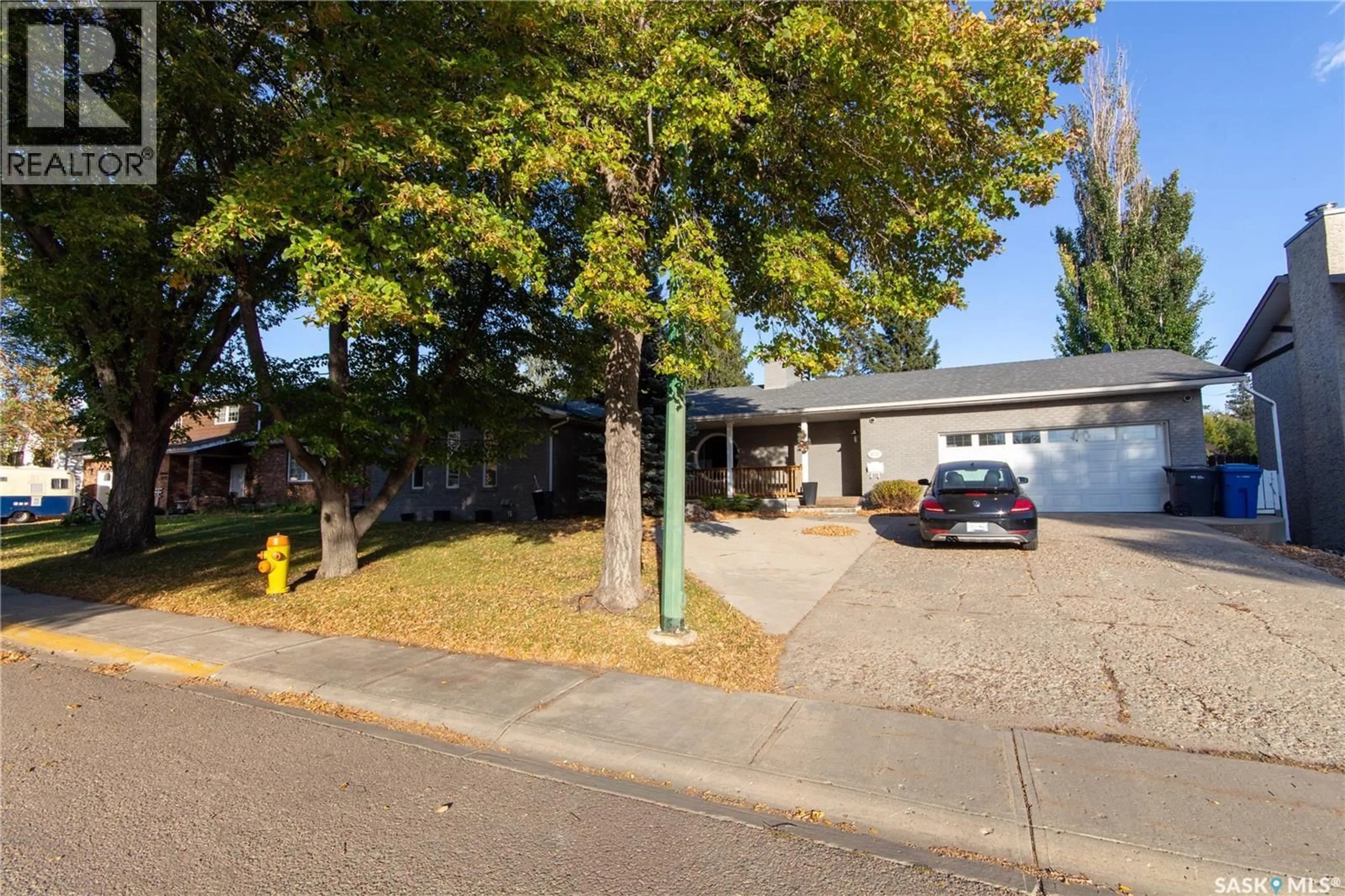 Unknown for 10710 MEIGHEN CRESCENT, North Battleford Saskatchewan S9A3L1