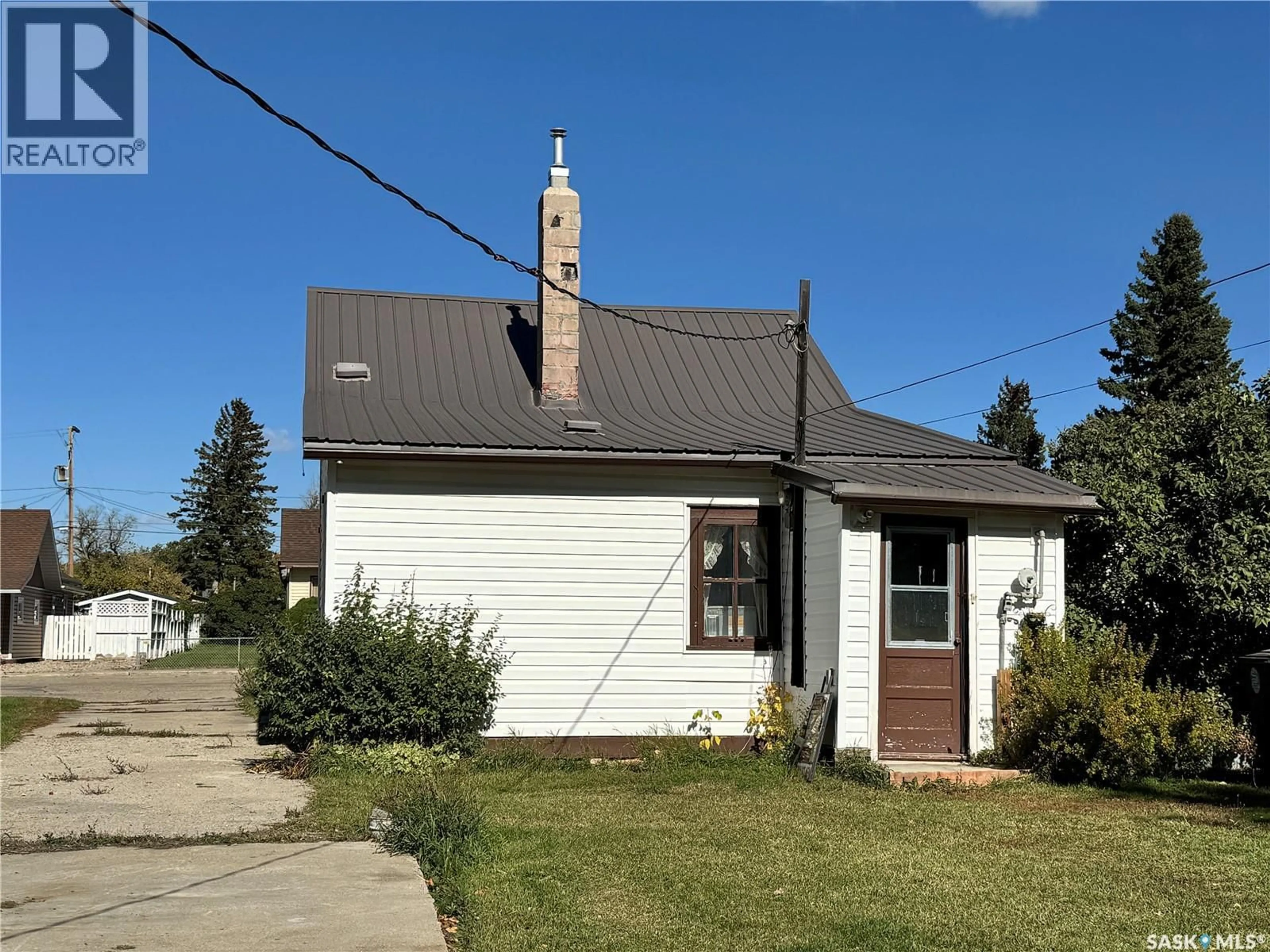 Unknown for 414 4TH AVENUE, Biggar Saskatchewan S0K0M0