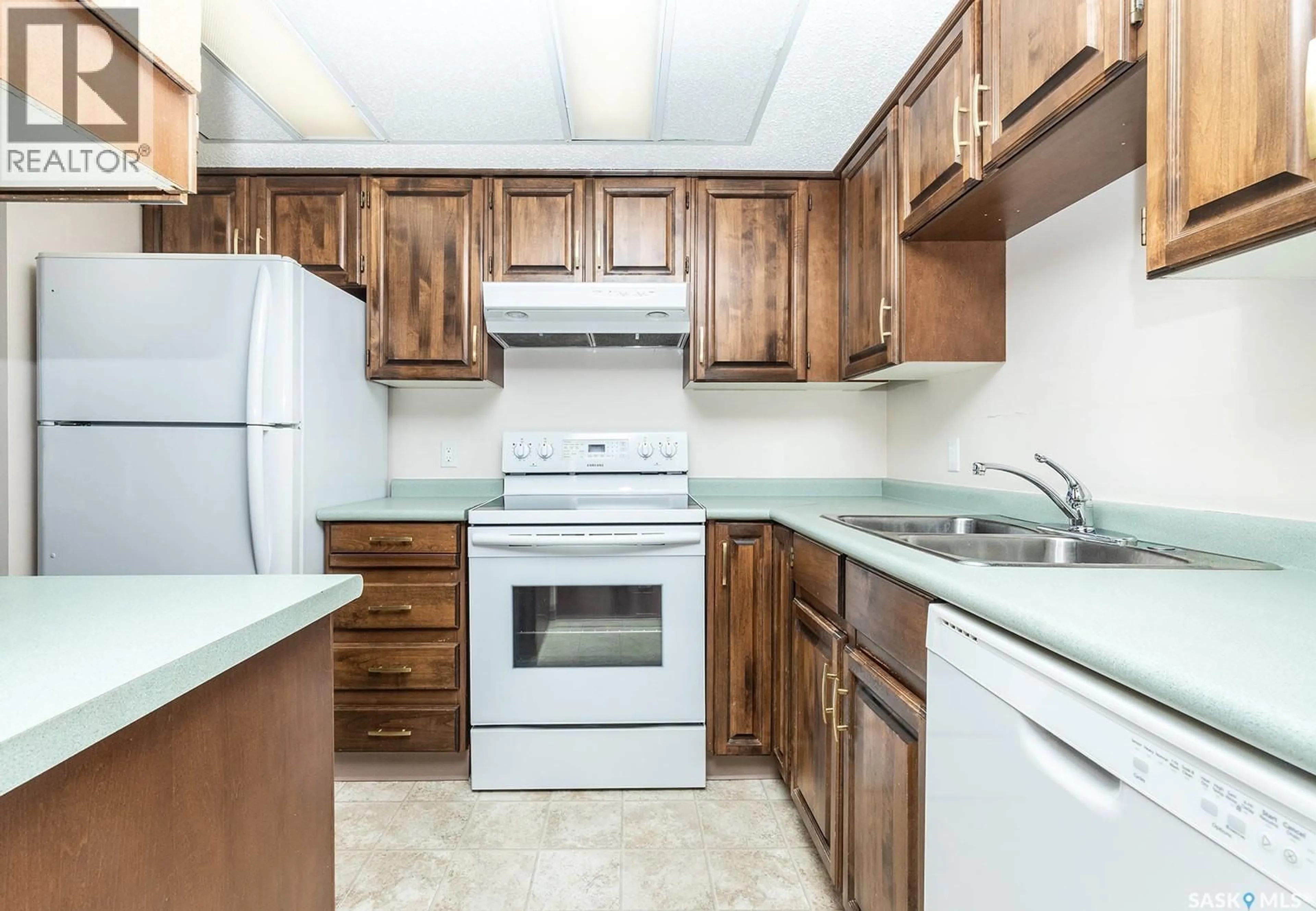 Standard kitchen, unknown for 315 - 1405 5TH AVENUE, Saskatoon Saskatchewan S7K2P4