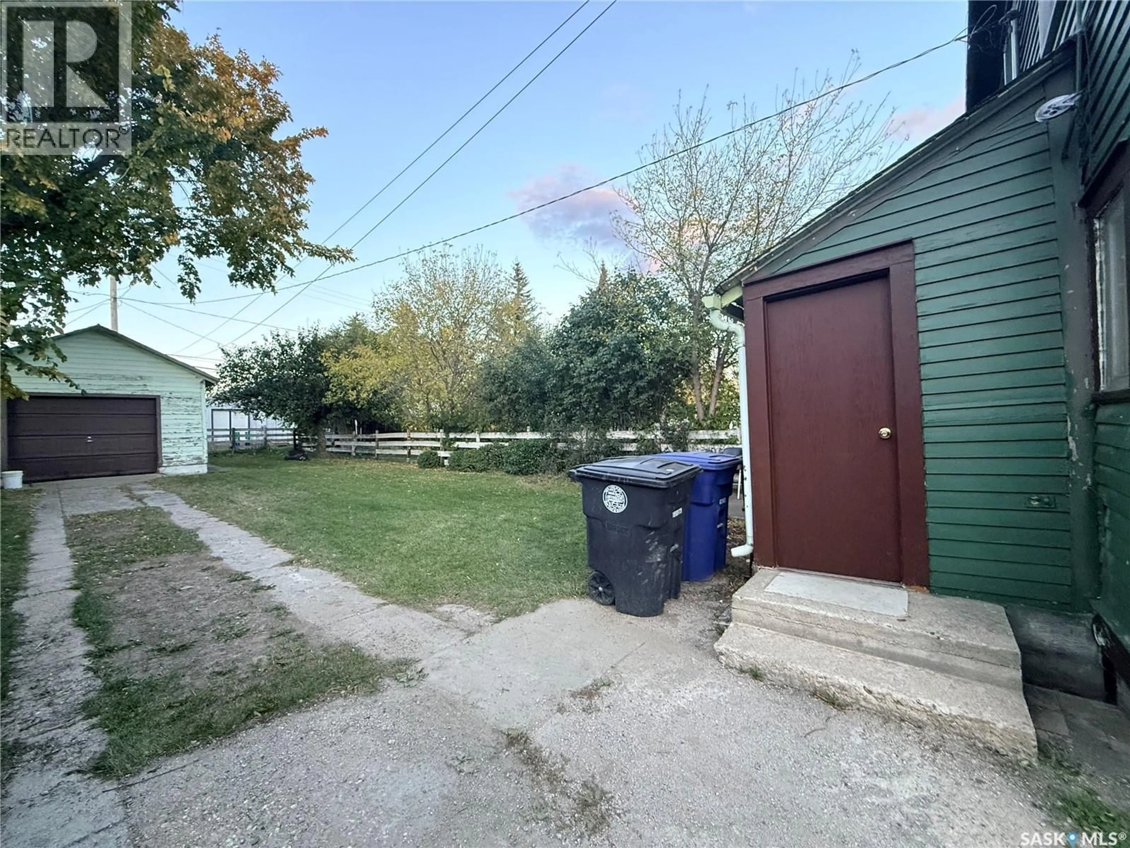 Shed for 131 2ND AVENUE, Biggar Saskatchewan S0K0M0