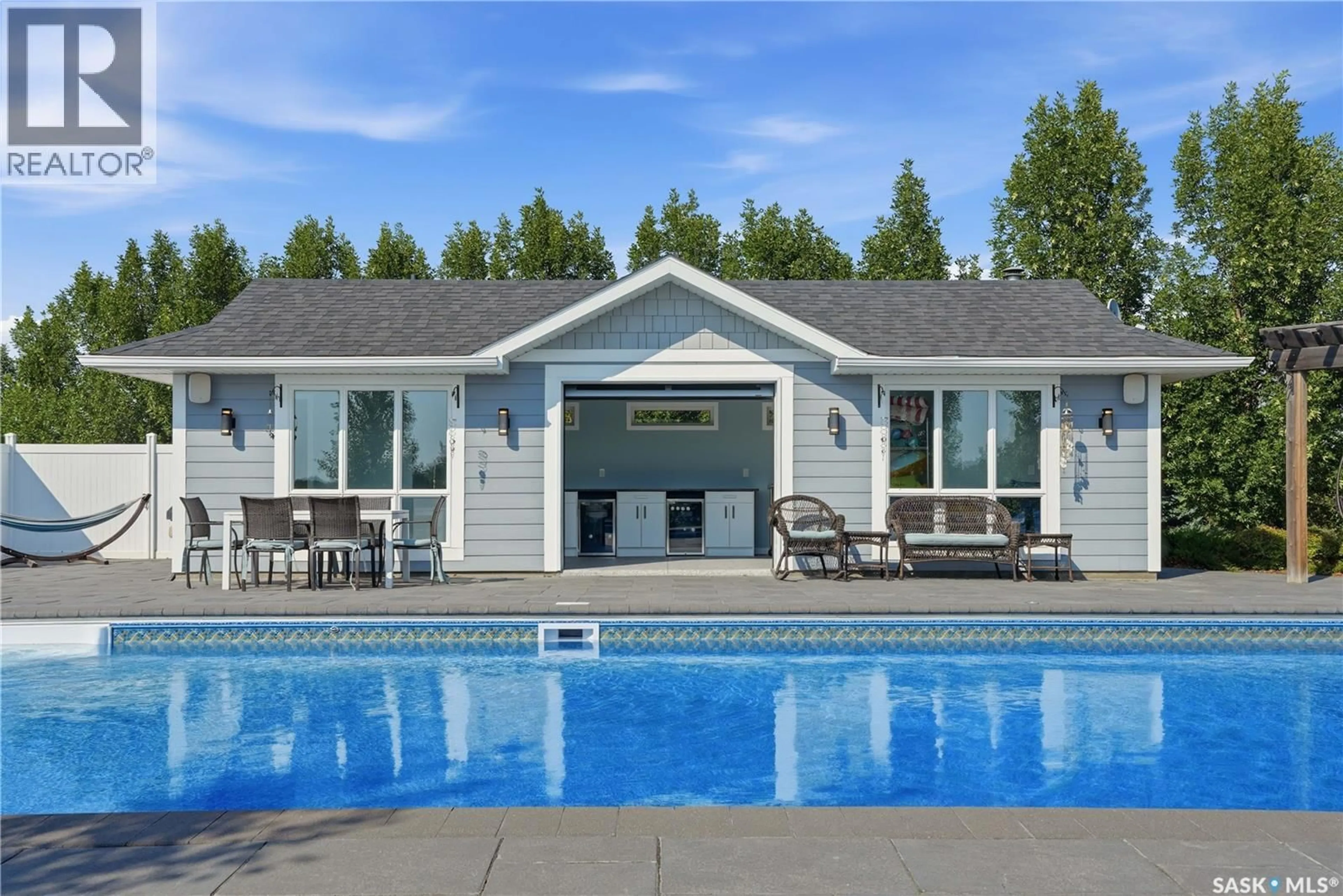 Pool for 11 MANDALAY DRIVE, Corman Park Rm No. 344 Saskatchewan S7T1E3