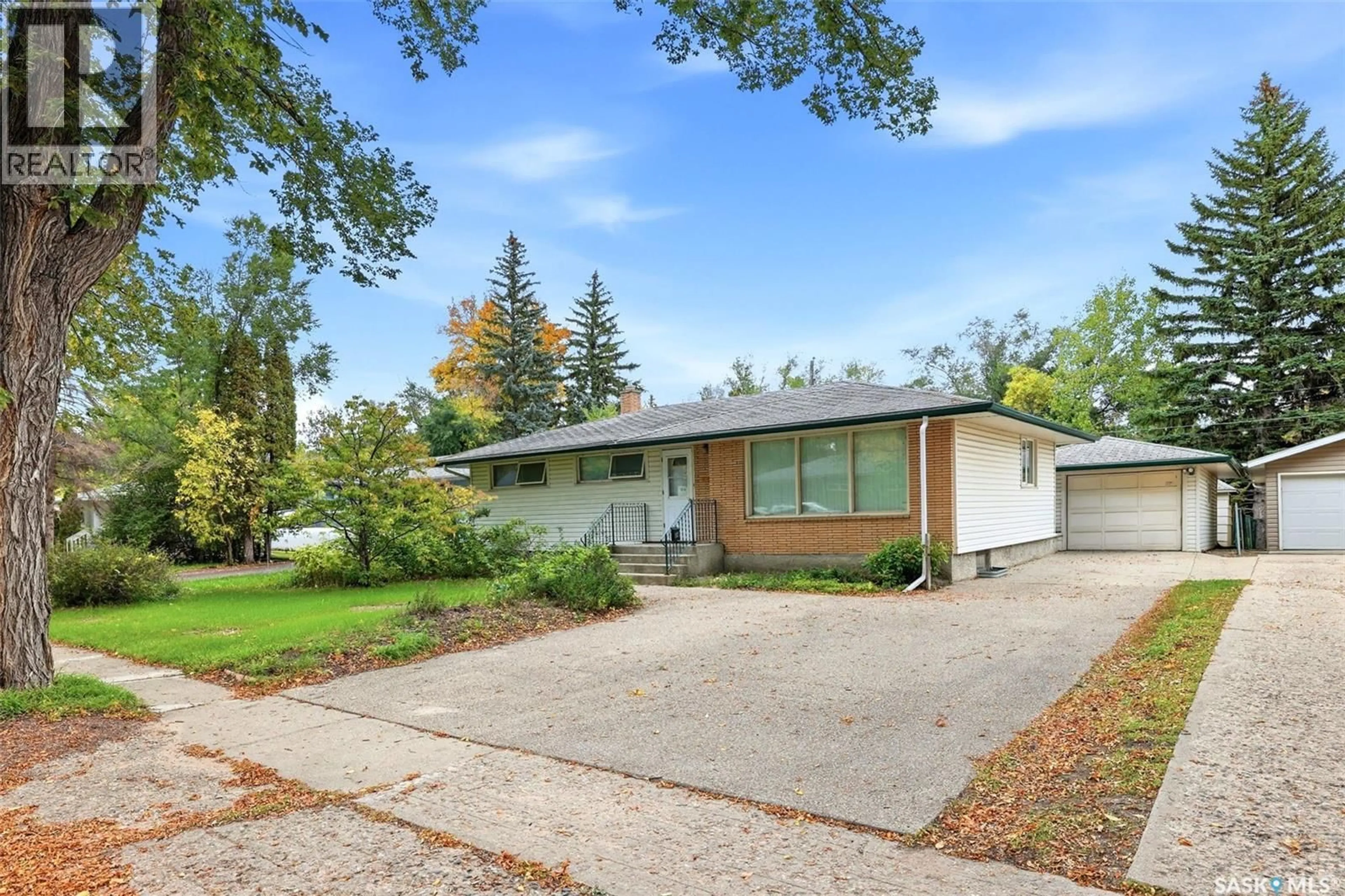 Home with vinyl exterior material, street for 94 DARKE CRESCENT, Regina Saskatchewan S4S3X9