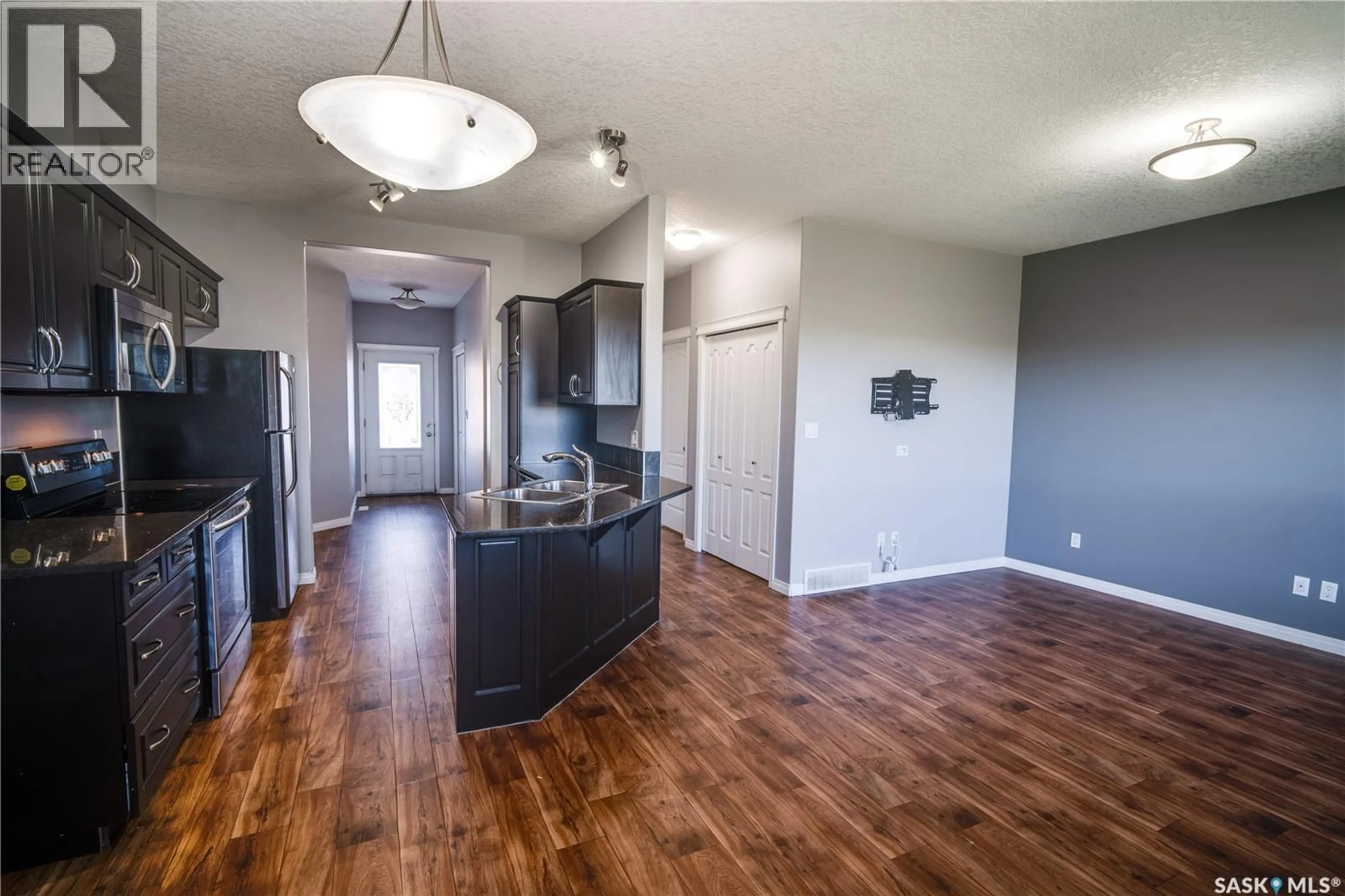 Open concept kitchen, unknown for 204 - 3818 DEWDNEY AVENUE, Regina Saskatchewan S4Z0A6