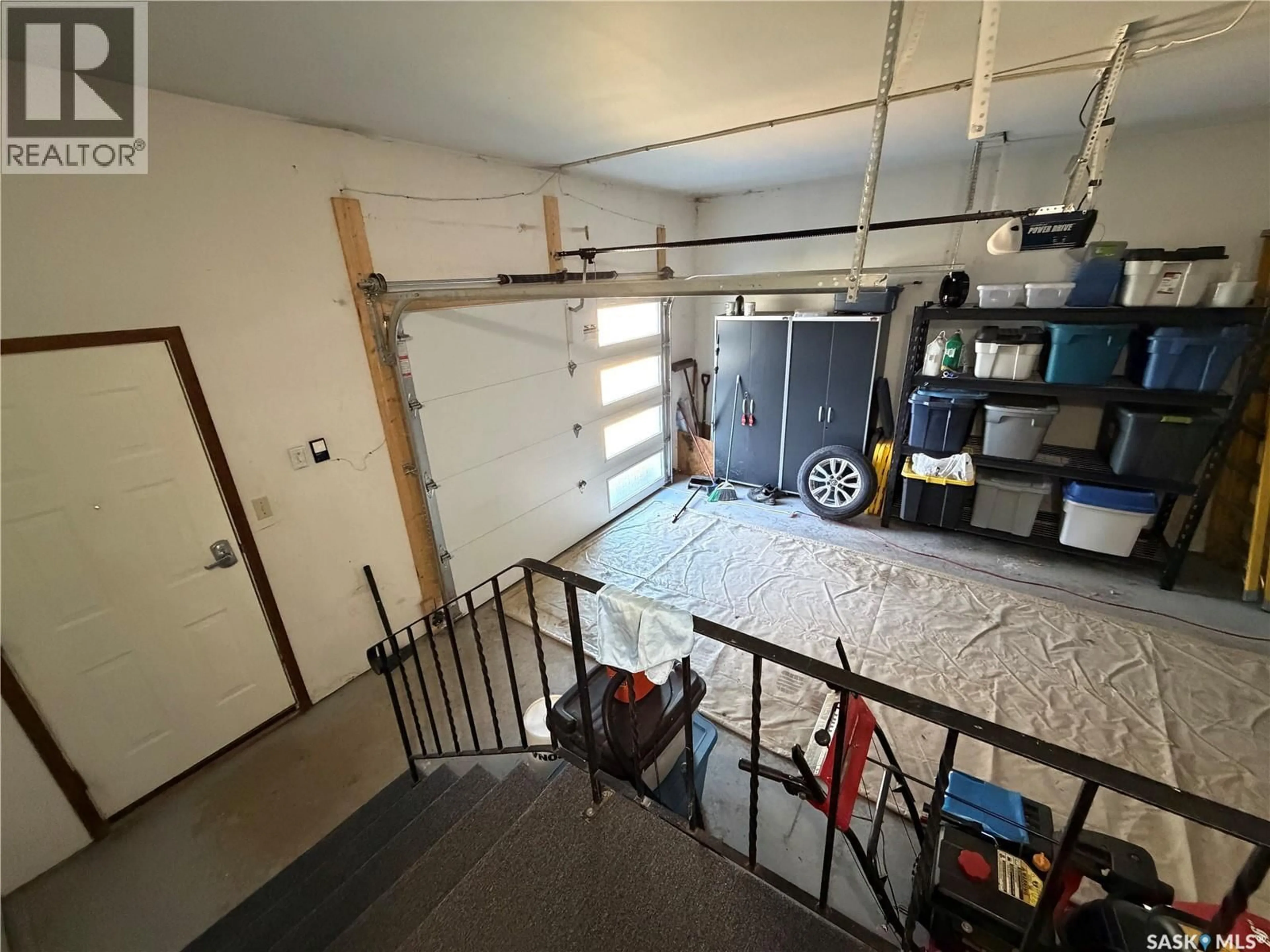 Indoor garage for 715 MCNAUGHTON STREET, Moosomin Saskatchewan S0G3N0