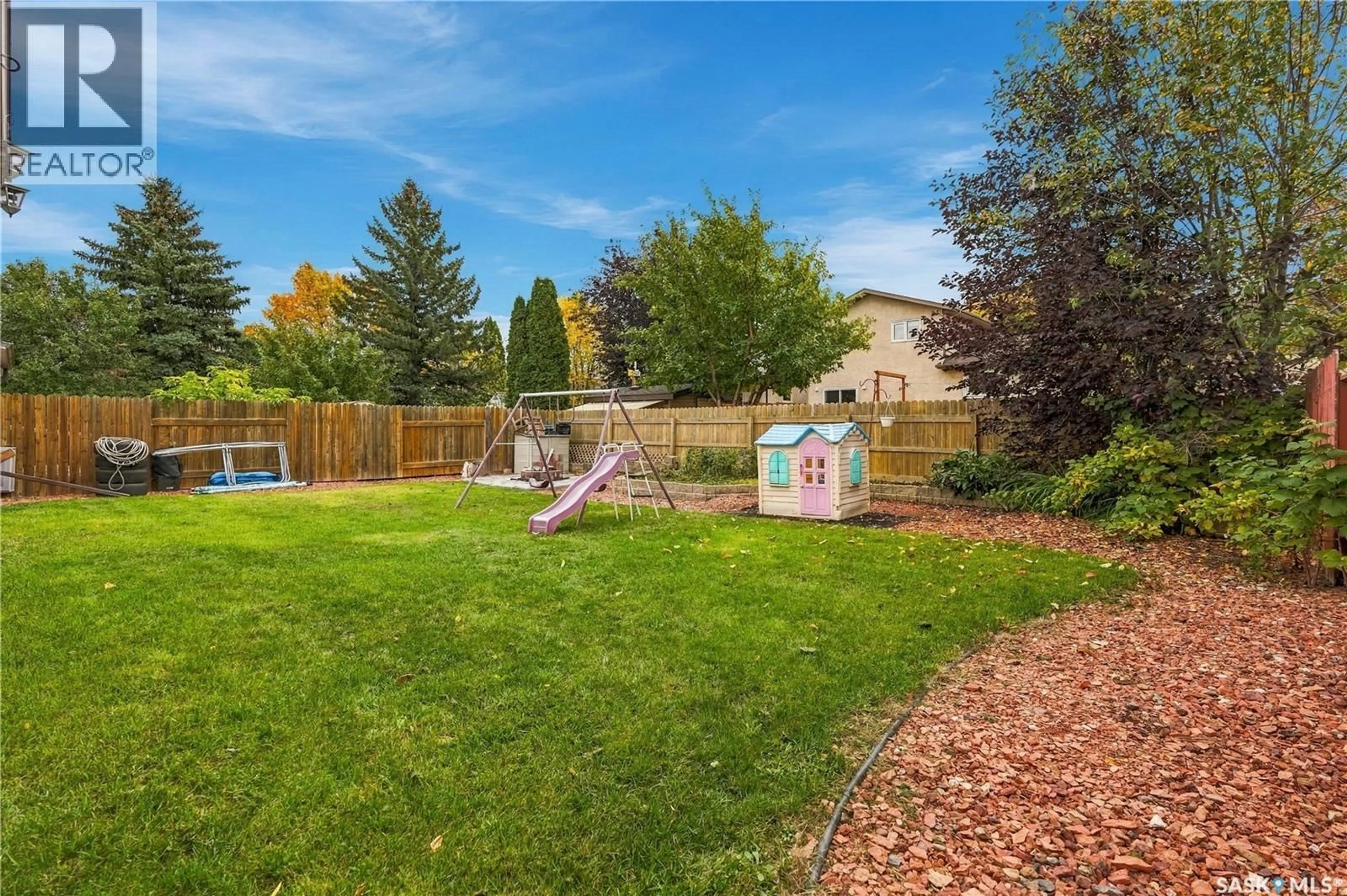 Patio, mountain view for 6546 RUSH PLACE, Regina Saskatchewan S4X3J1