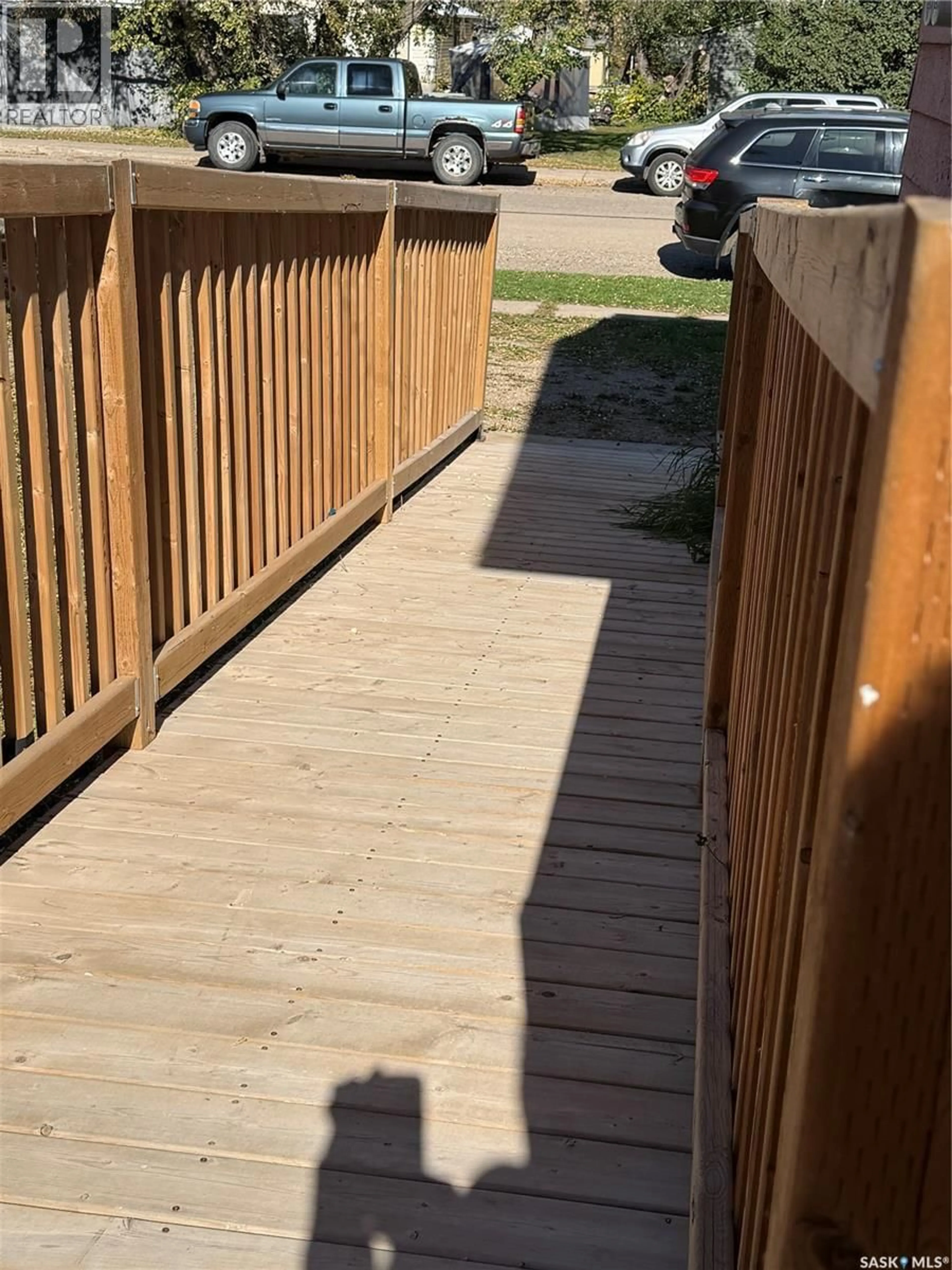 Patio, street for 201 2ND AVENUE, Melfort Saskatchewan S0E1A0