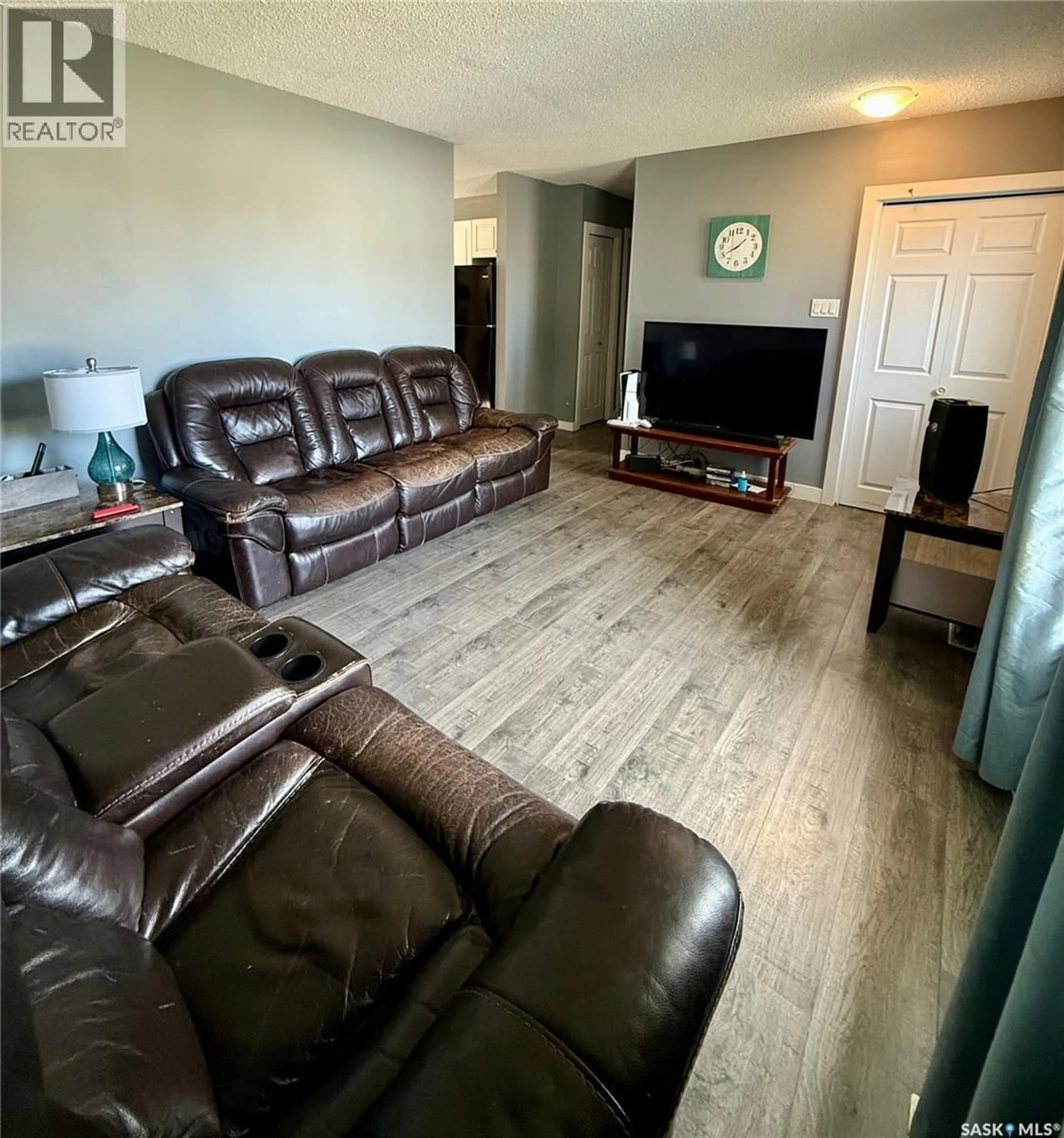 Living room with furniture, unknown for 1511 GRANDVIEW STREET, Moose Jaw Saskatchewan S6H6R4