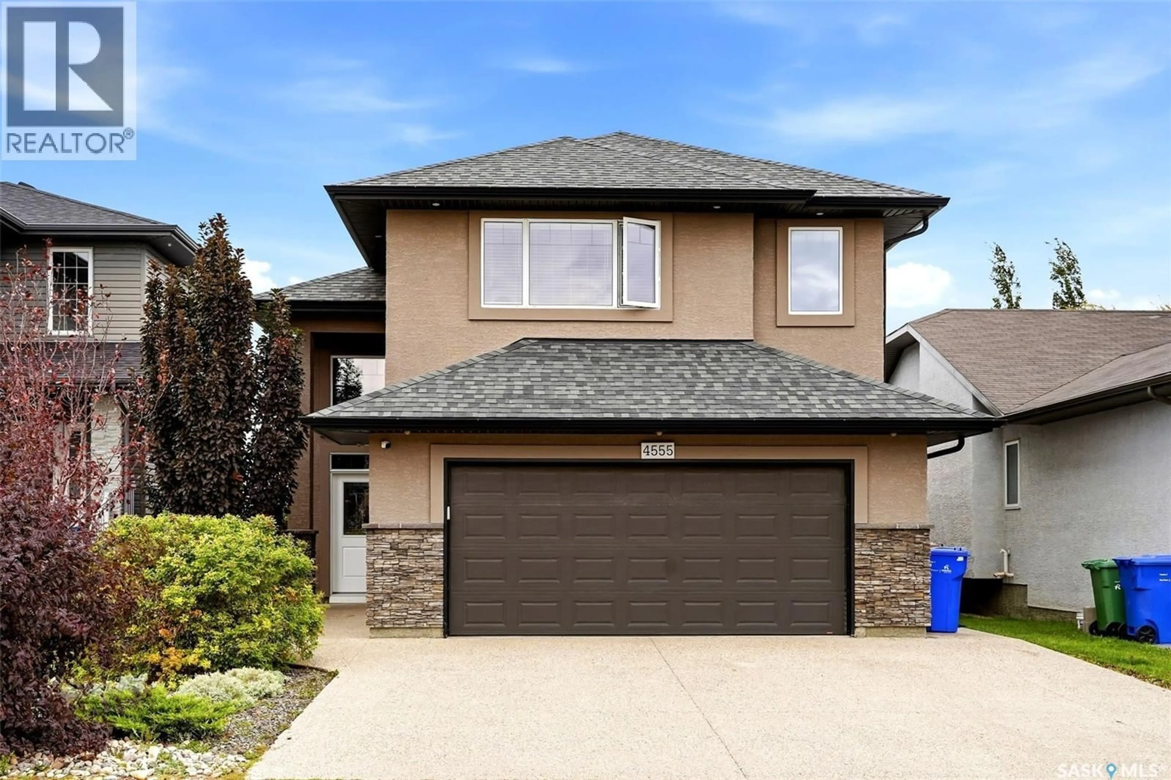 Home with vinyl exterior material, street for 4555 SOLIE CRESCENT, Regina Saskatchewan S4X0B4