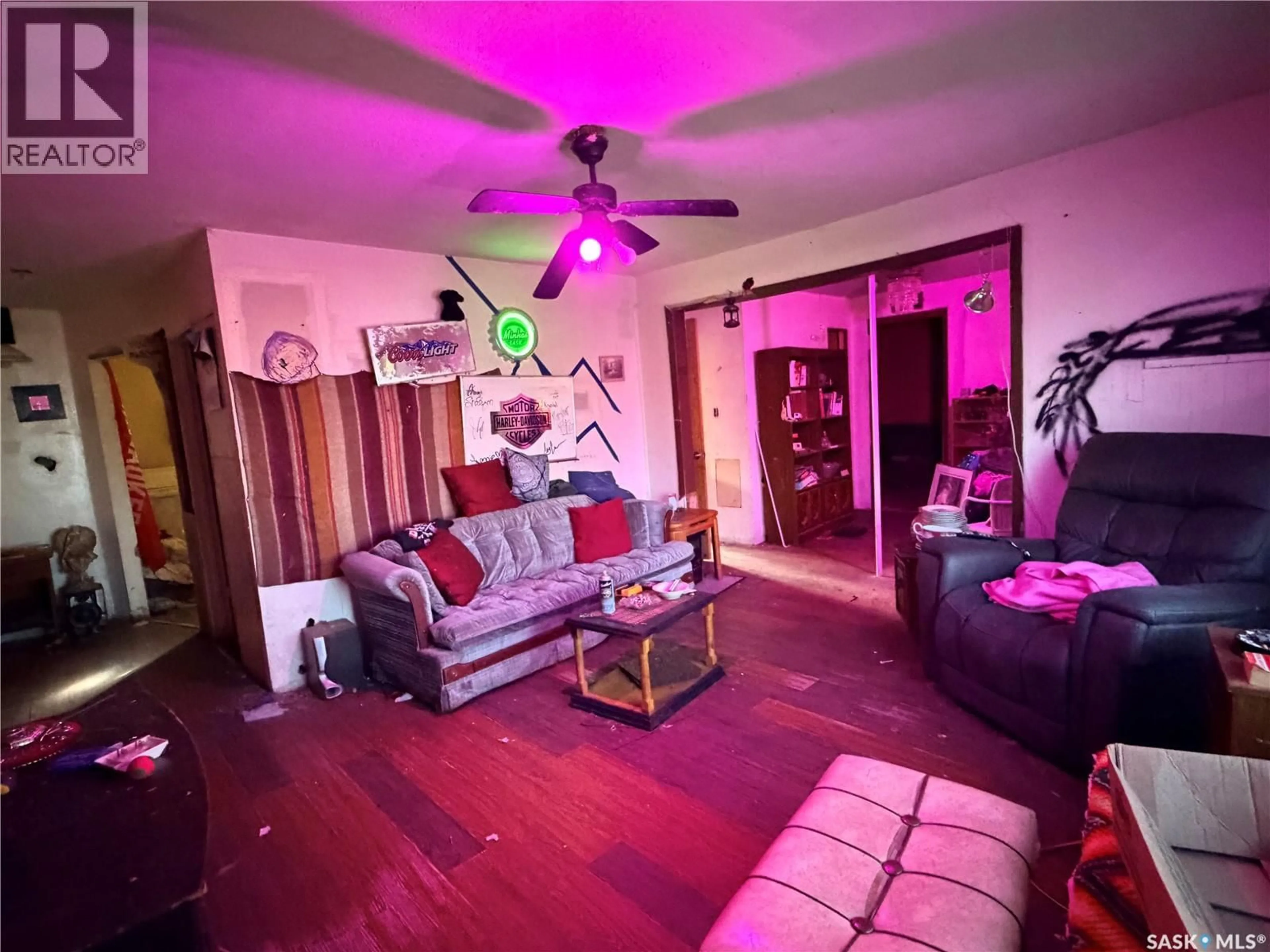A pic of a room for 315 3RD AVENUE, Assiniboia Saskatchewan S0H0B0