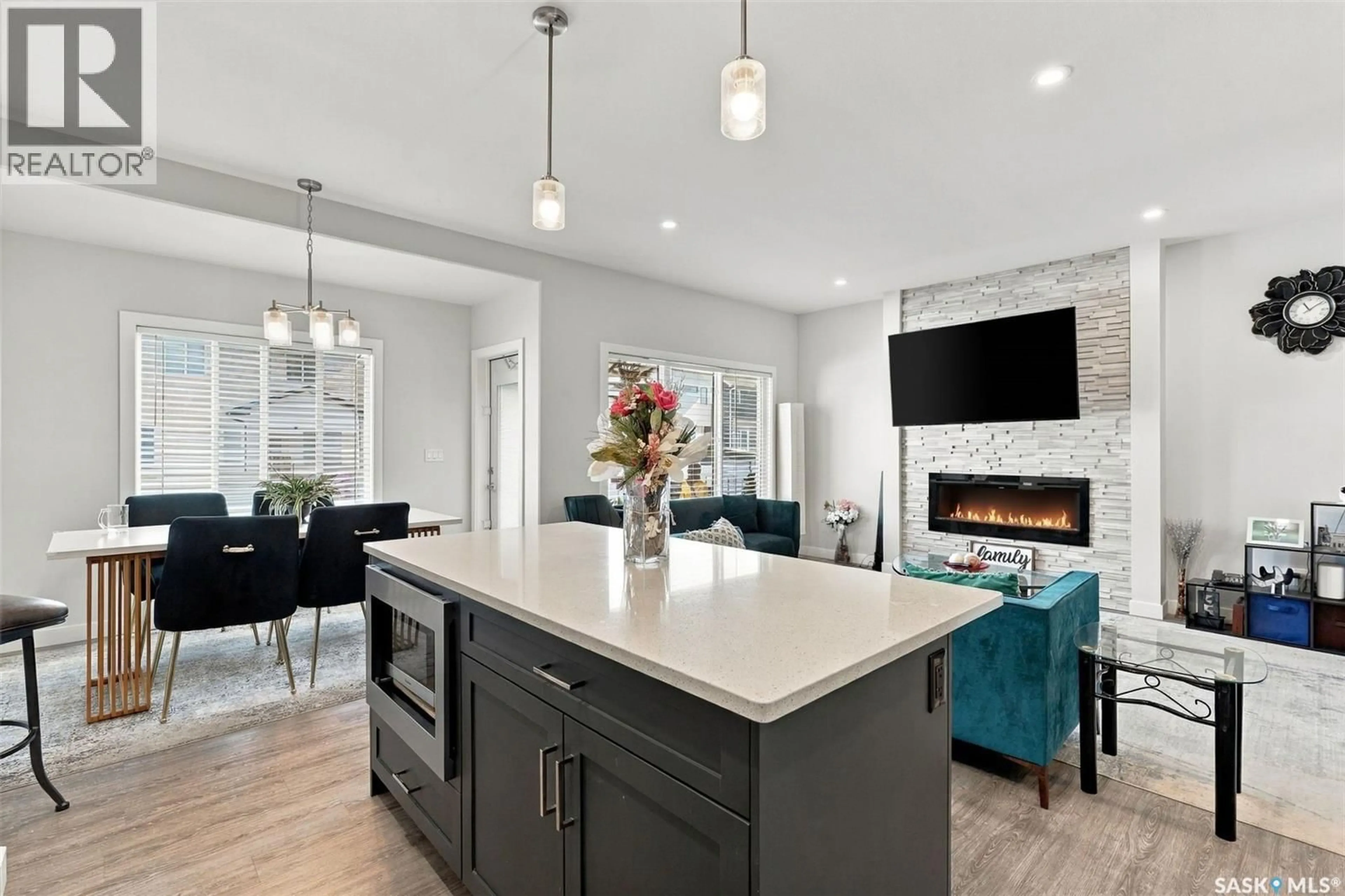 Open concept kitchen, unknown for 348 PEPPER PLACE, Saskatoon Saskatchewan S7V1S7