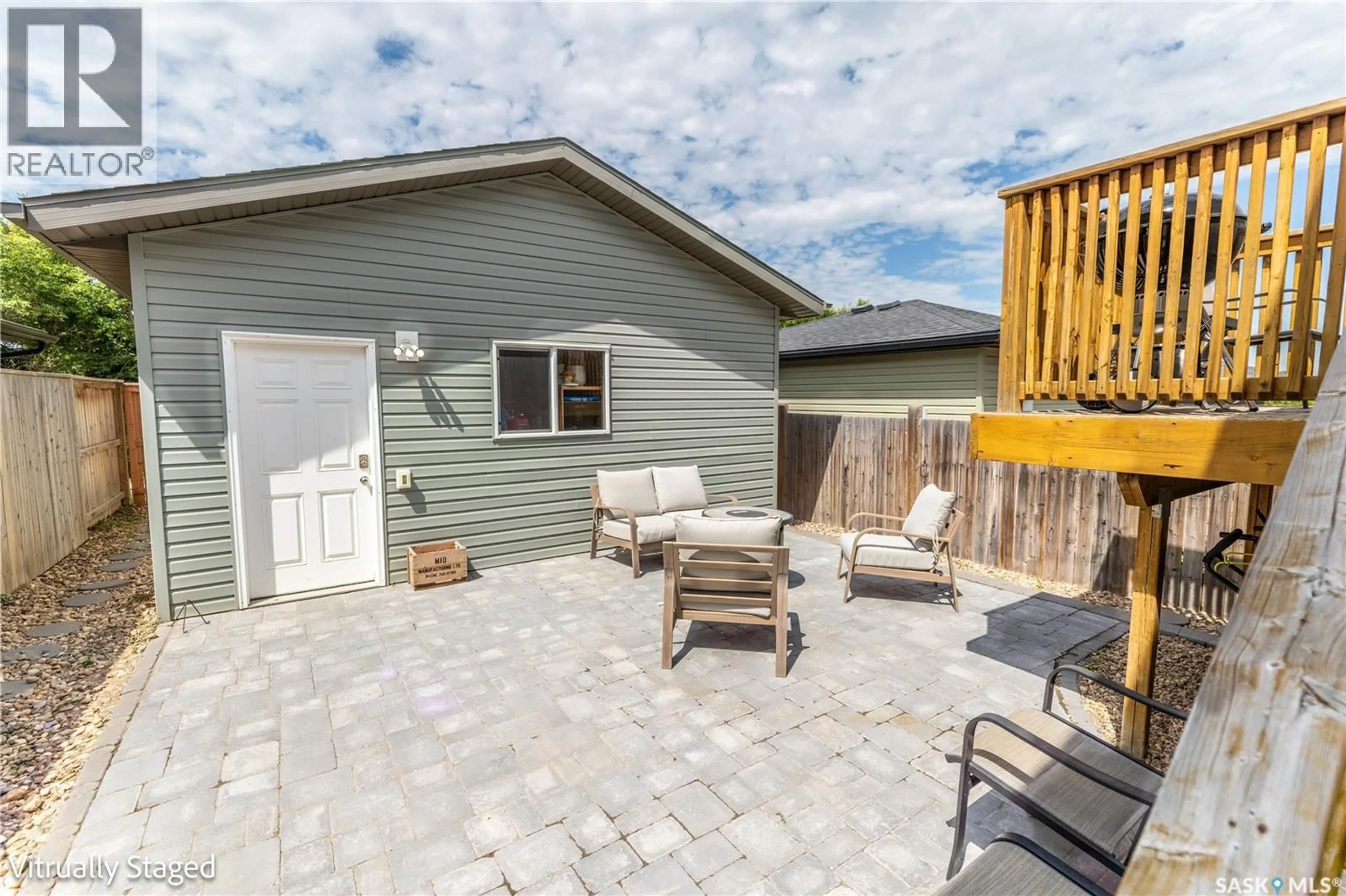 Patio, street for 70 BRIGHAM ROAD, Moose Jaw Saskatchewan S6K0A7