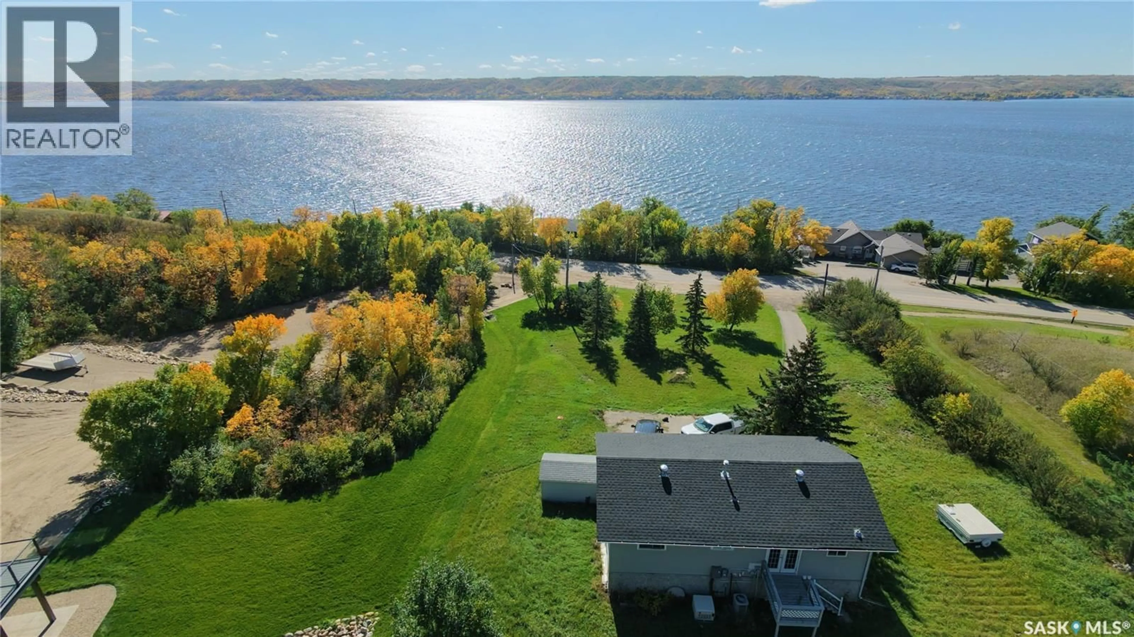 A pic from outside/outdoor area/front of a property/back of a property/a pic from drone, water/lake/river/ocean view for 675 FORT SAN ROAD, Fort San Saskatchewan S0G1S0