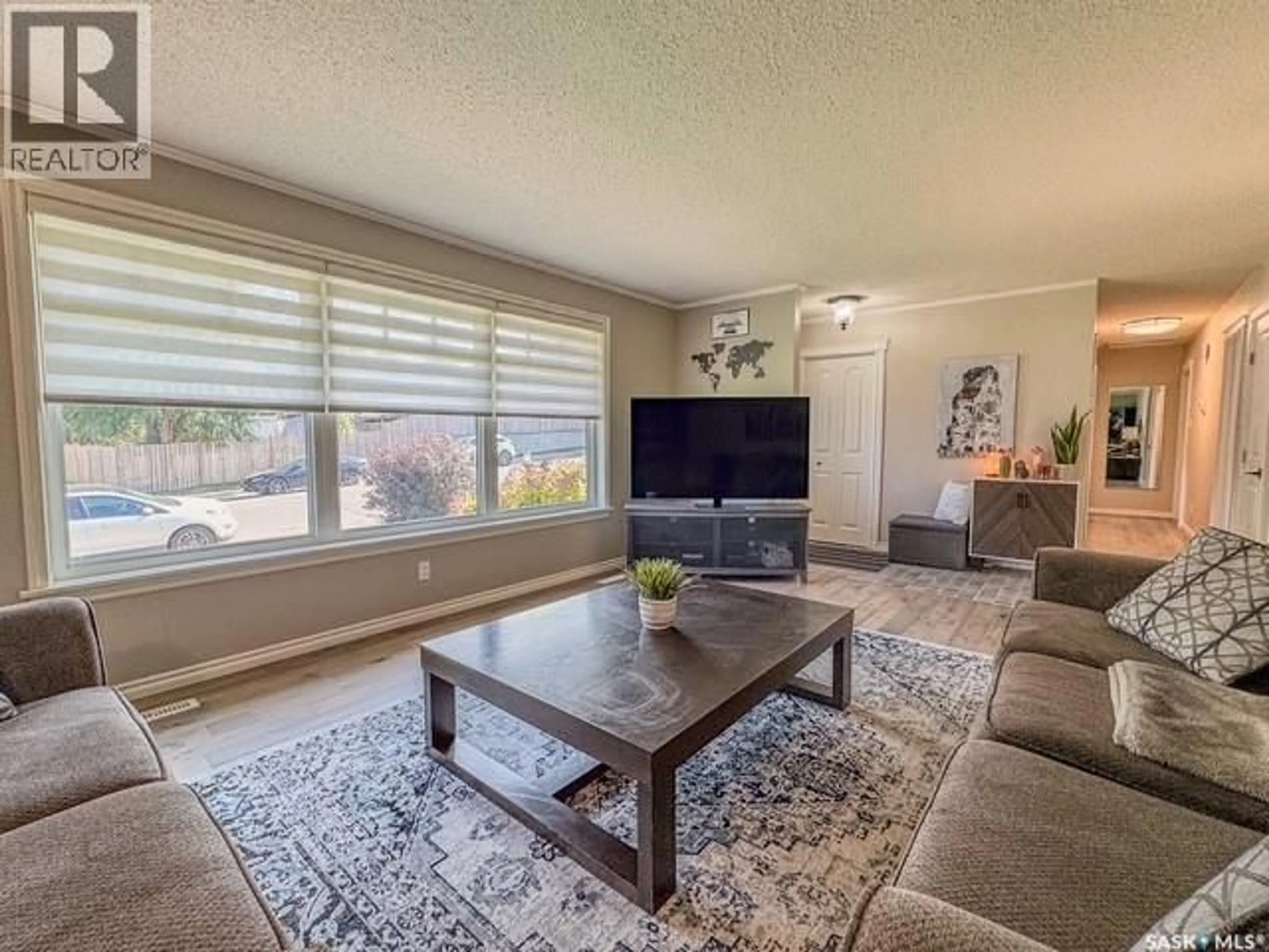 Living room with furniture, unknown for 31 BURKE CRESCENT, Swift Current Saskatchewan S9H4E4