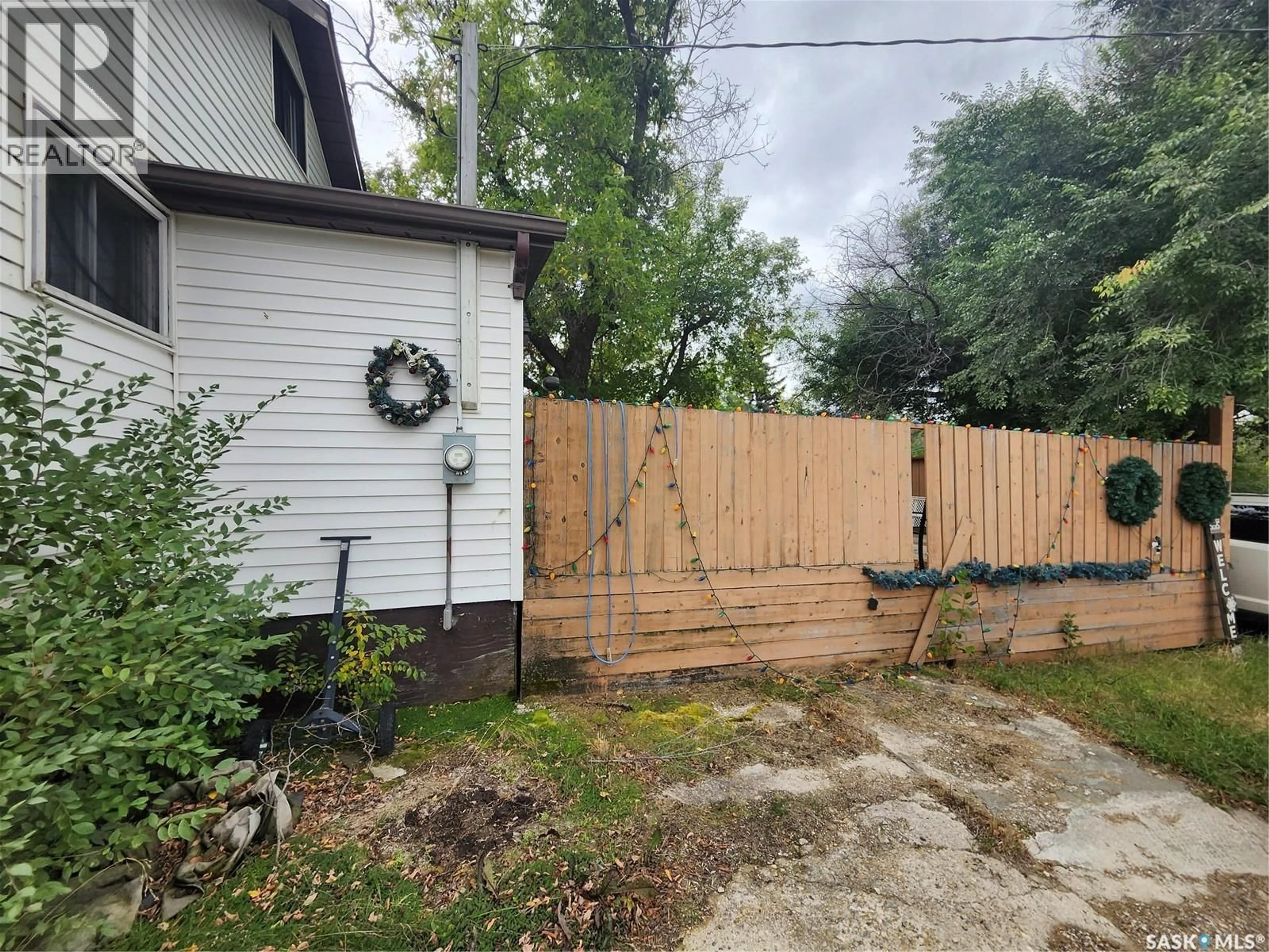 Unknown for 115 HALYARD STREET, Pennant Saskatchewan S0N1X0