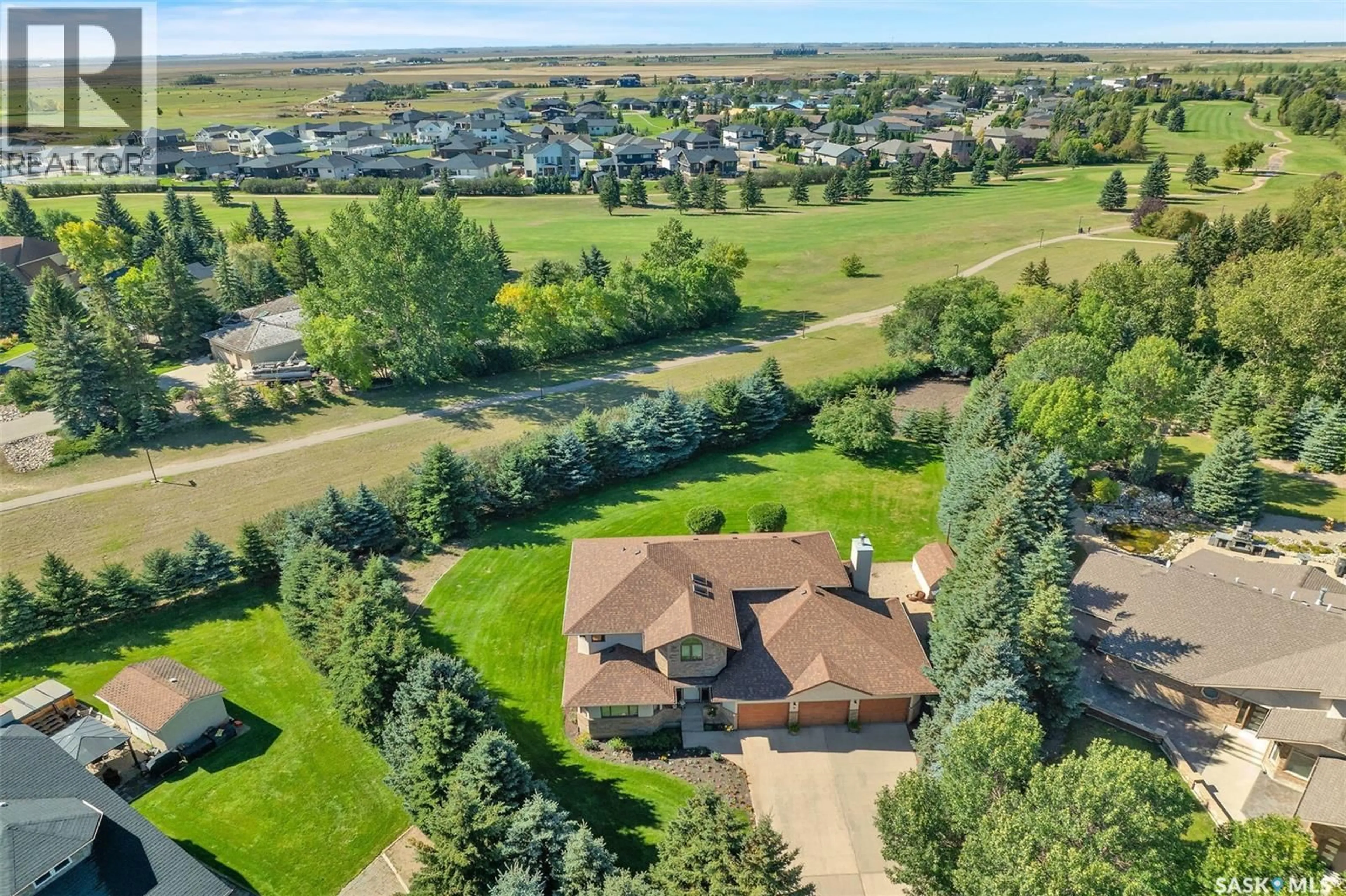 A pic from outside/outdoor area/front of a property/back of a property/a pic from drone, water/lake/river/ocean view for 8 EMERALD PLACE, Edenwold Rm No.158 Saskatchewan S4T3B3
