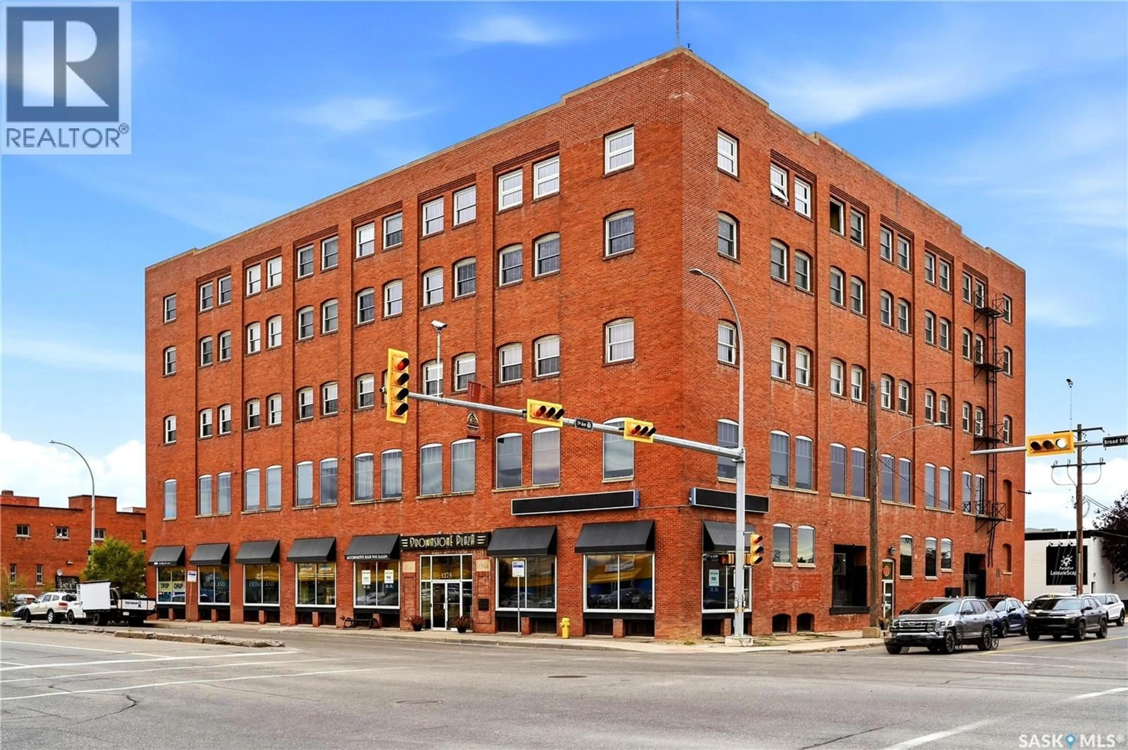 Home with brick exterior material, building for 506 - 1275 BROAD STREET, Regina Saskatchewan S4R1Y2