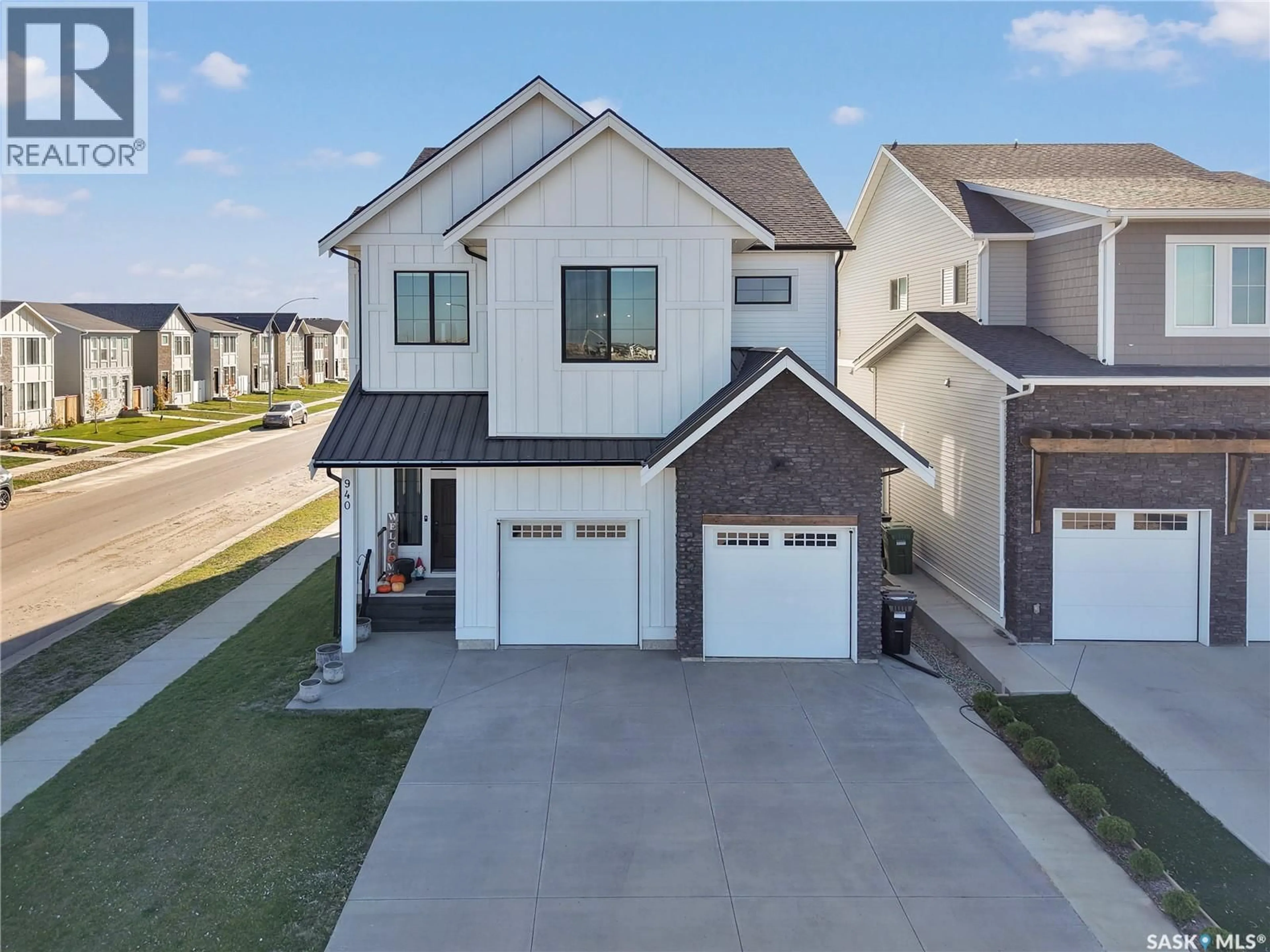 Unknown for 940 FEHEREGYHAZI BOULEVARD, Saskatoon Saskatchewan S7W1E1