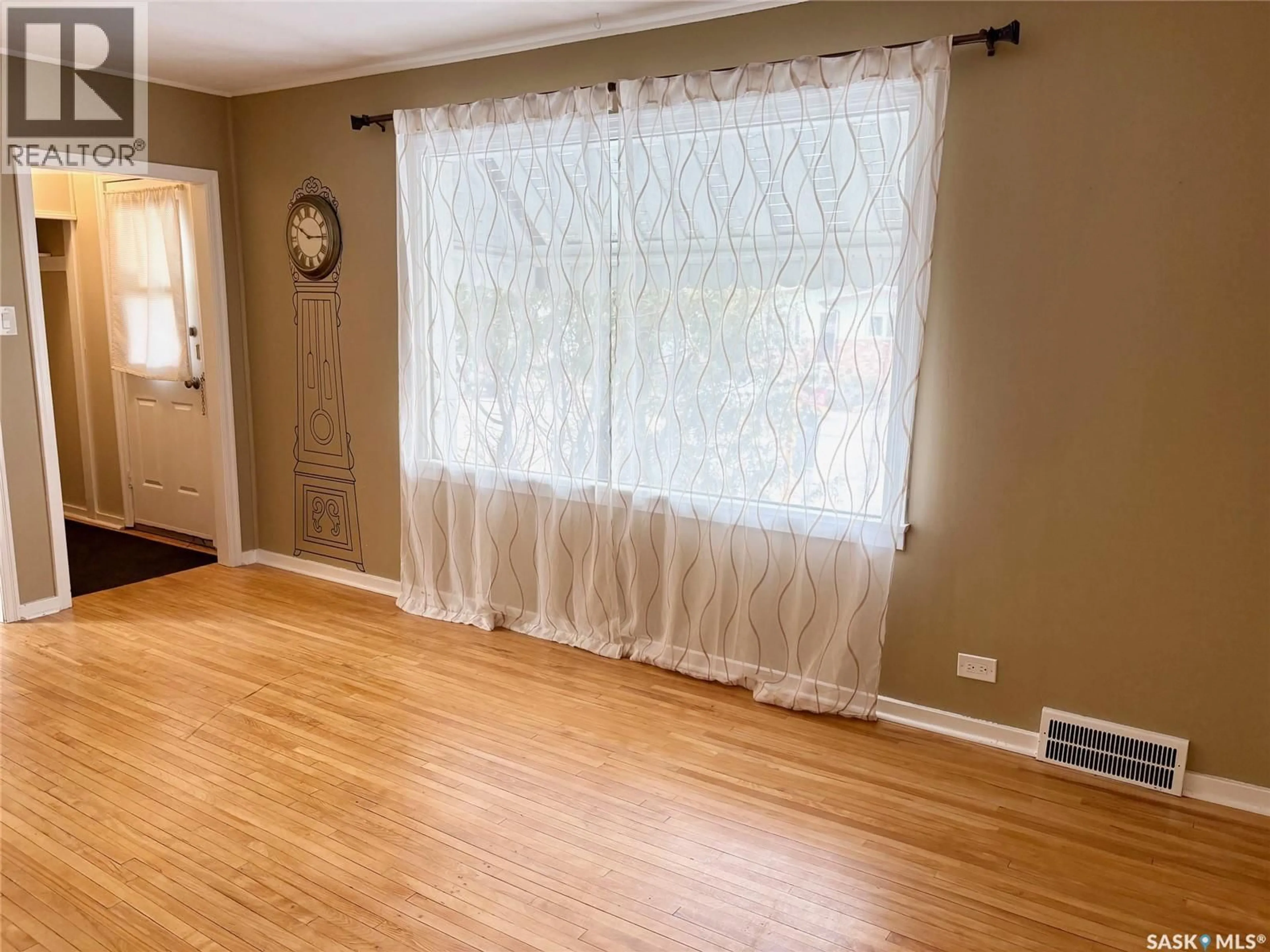 A pic of a room for 113 LAURIER AVENUE, Yorkton Saskatchewan S3N1V1