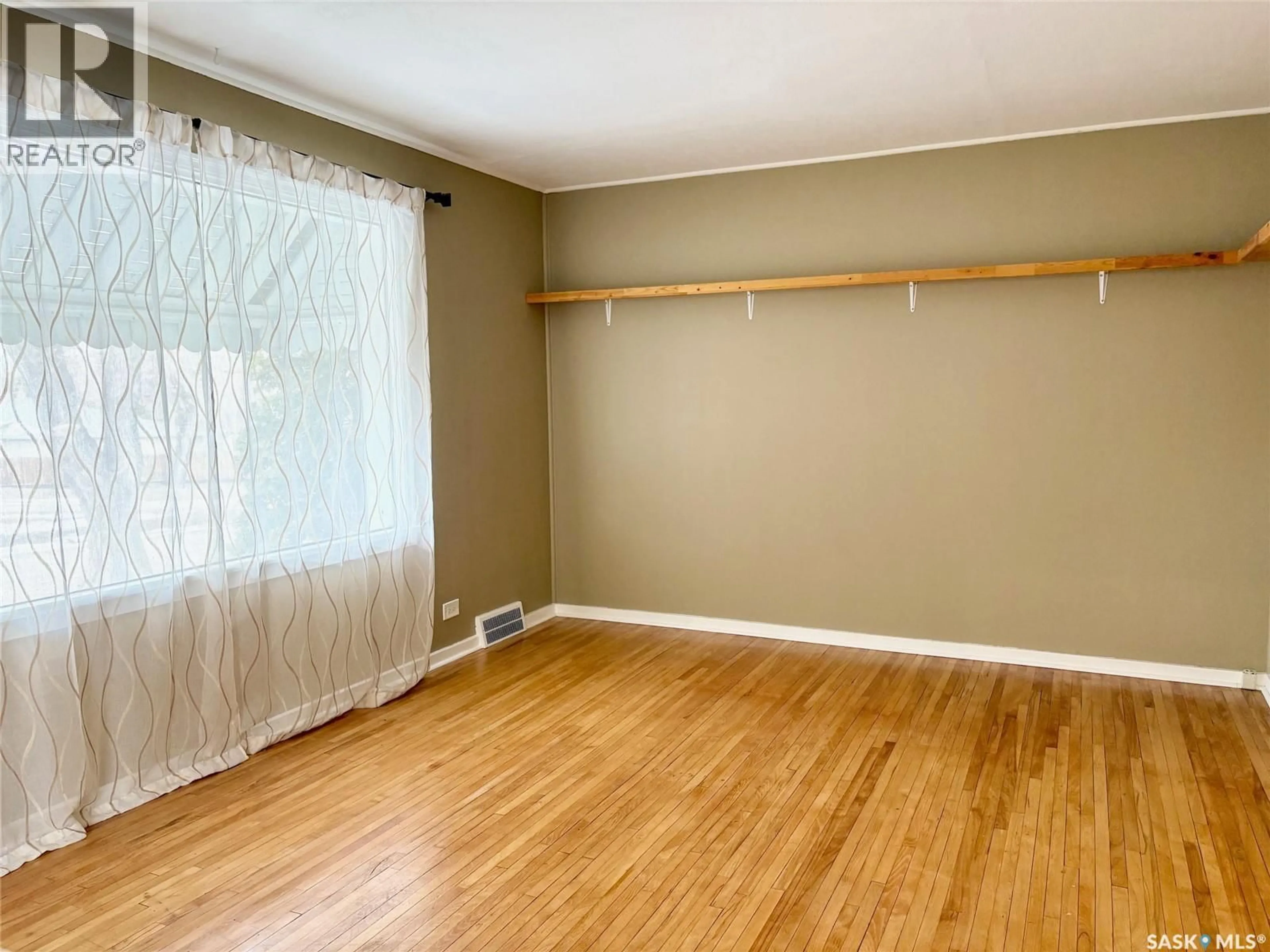 A pic of a room for 113 LAURIER AVENUE, Yorkton Saskatchewan S3N1V1
