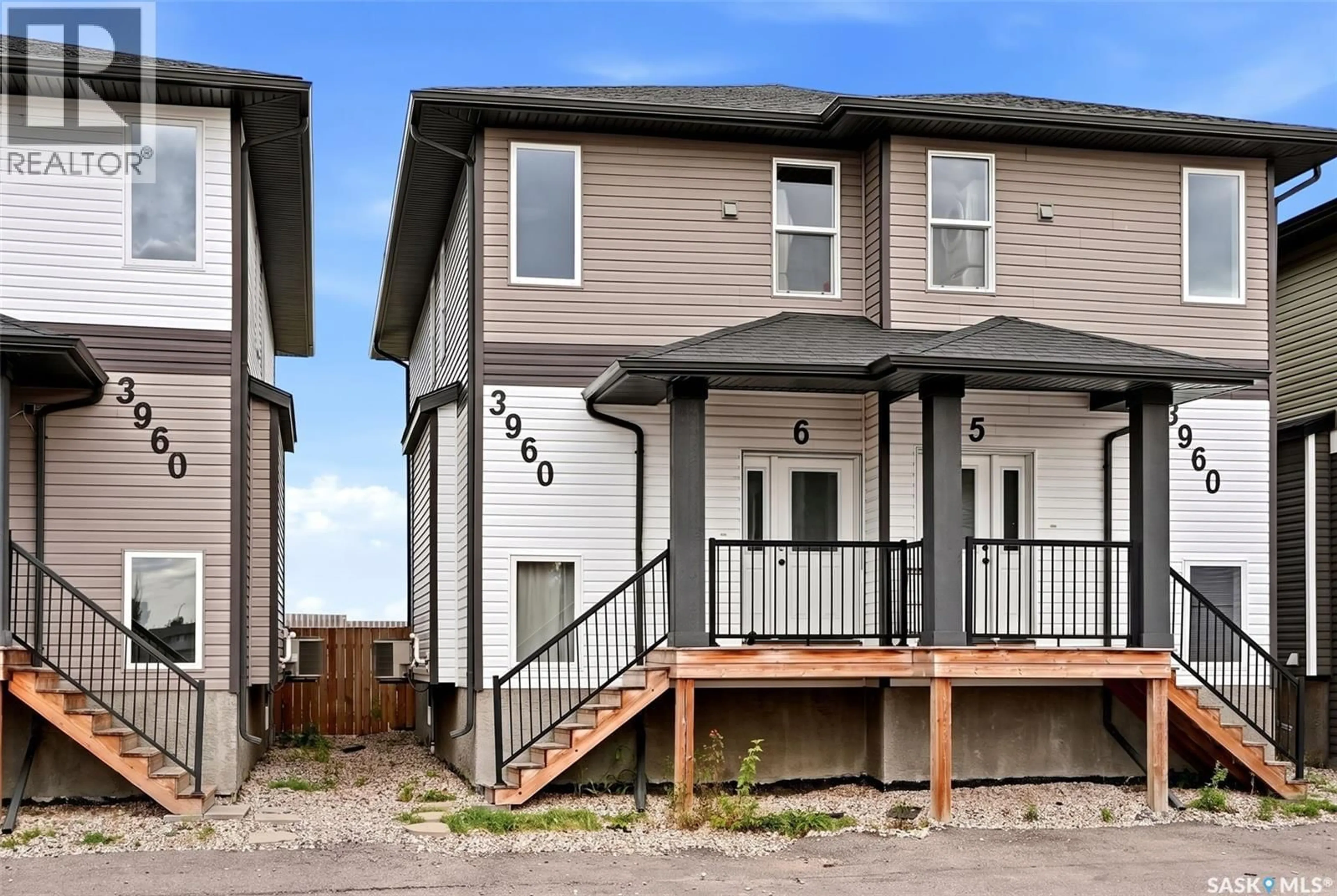 Home with vinyl exterior material, street for 6 - 3960 7TH AVENUE, Regina Saskatchewan S4N7L9