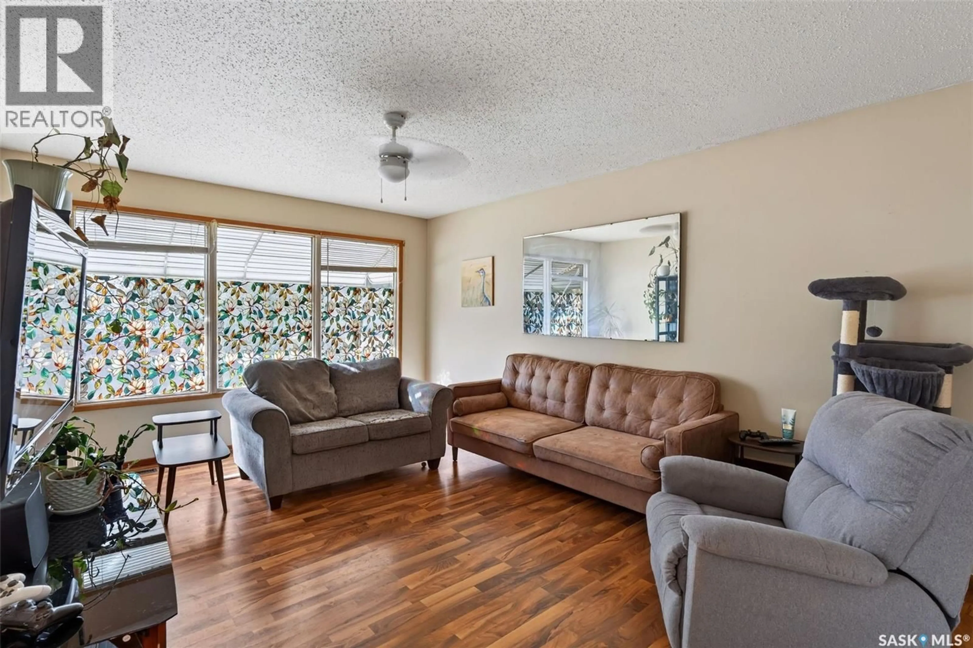 Living room with furniture, unknown for 114 SCOTIA DRIVE, Melfort Saskatchewan S0E1A0