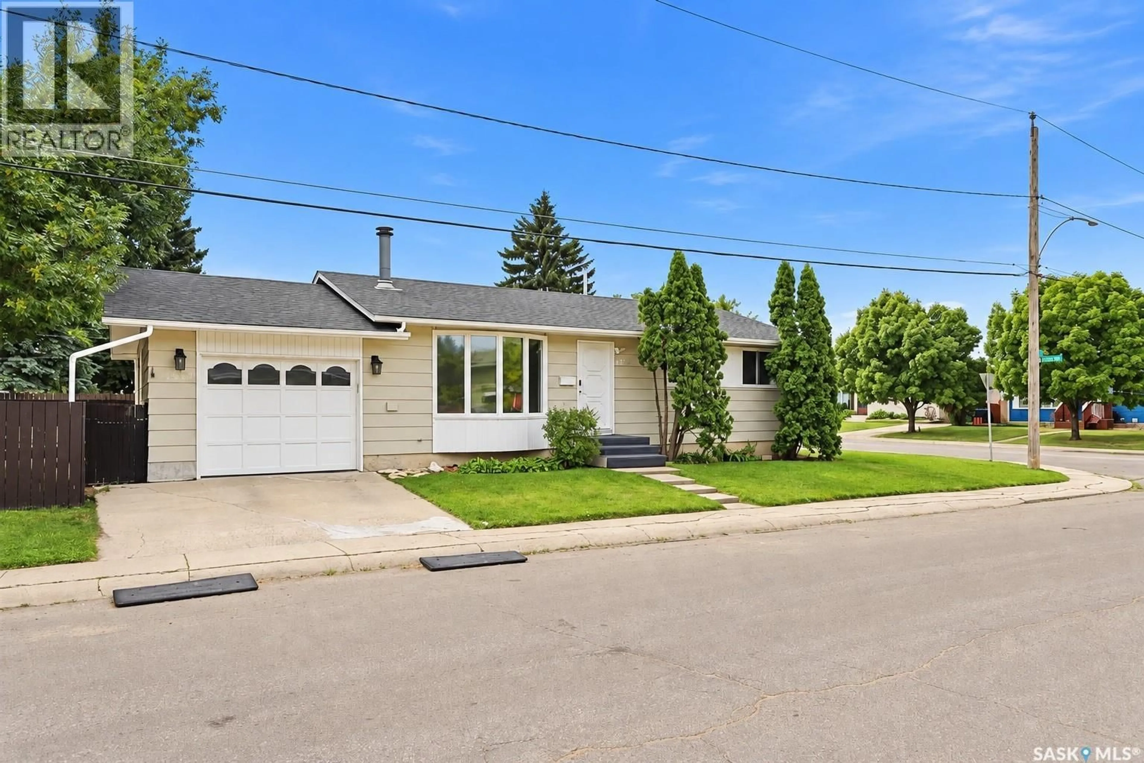 Unknown for 1535 LAURA AVENUE, Saskatoon Saskatchewan S7N2R8
