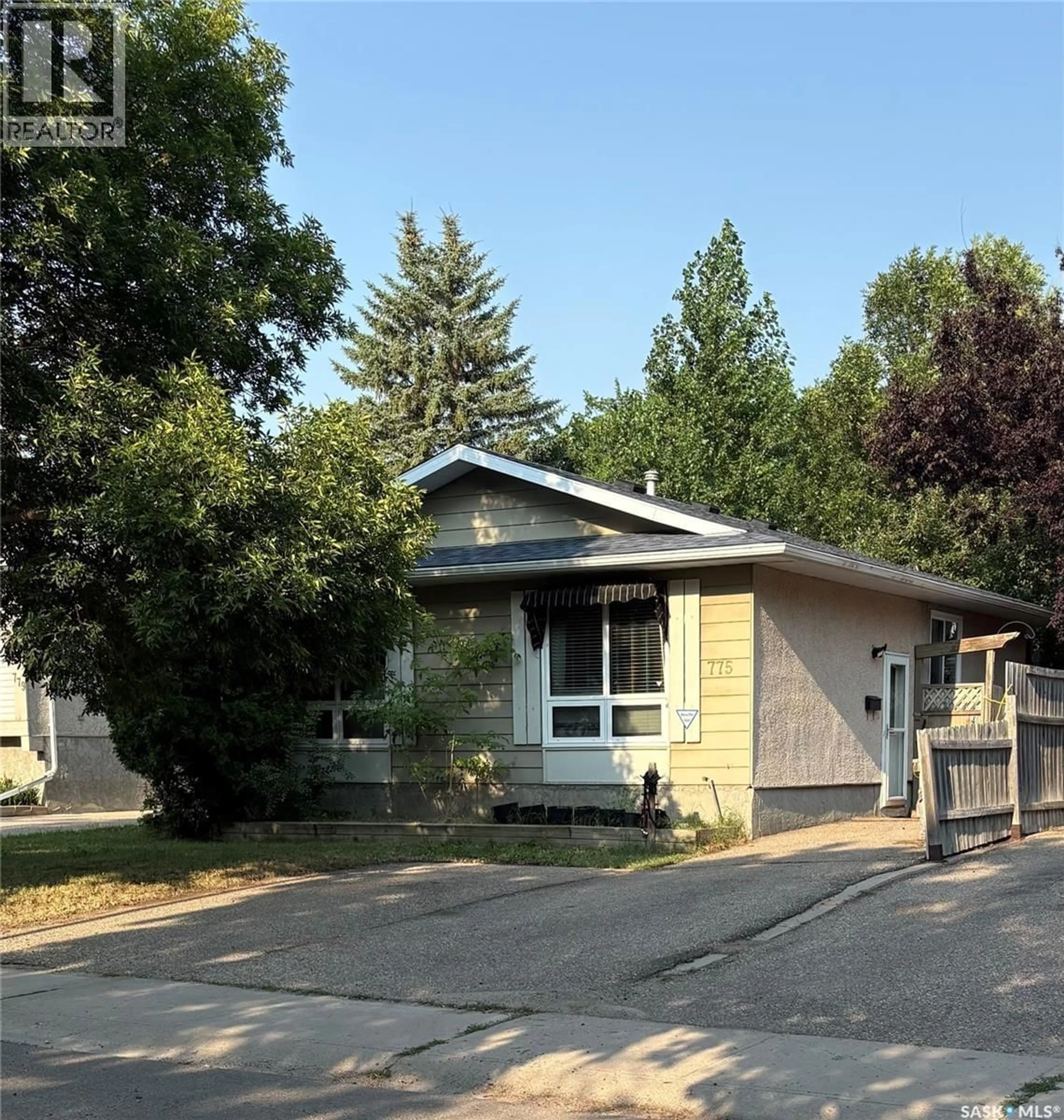 Unknown for 775 HAYWORTH CRESCENT, Regina Saskatchewan S4X1X8