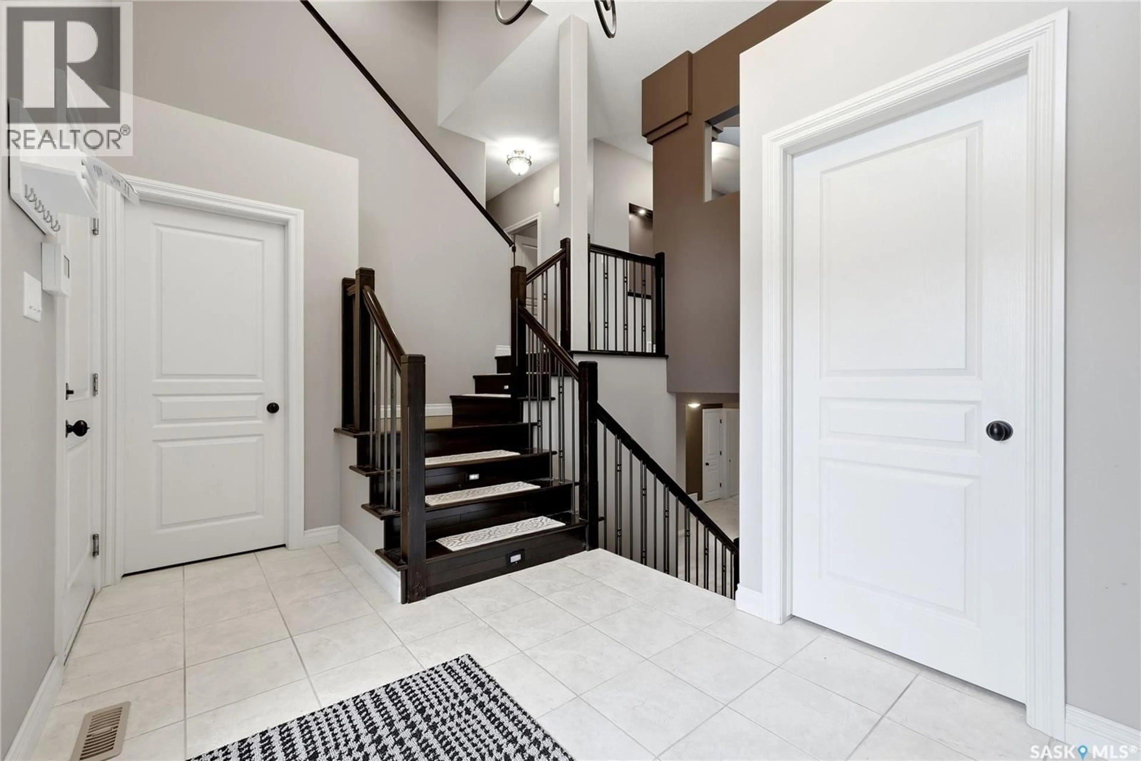 Unknown for 4322 SANDPIPER CRESCENT, Regina Saskatchewan S4V1N3