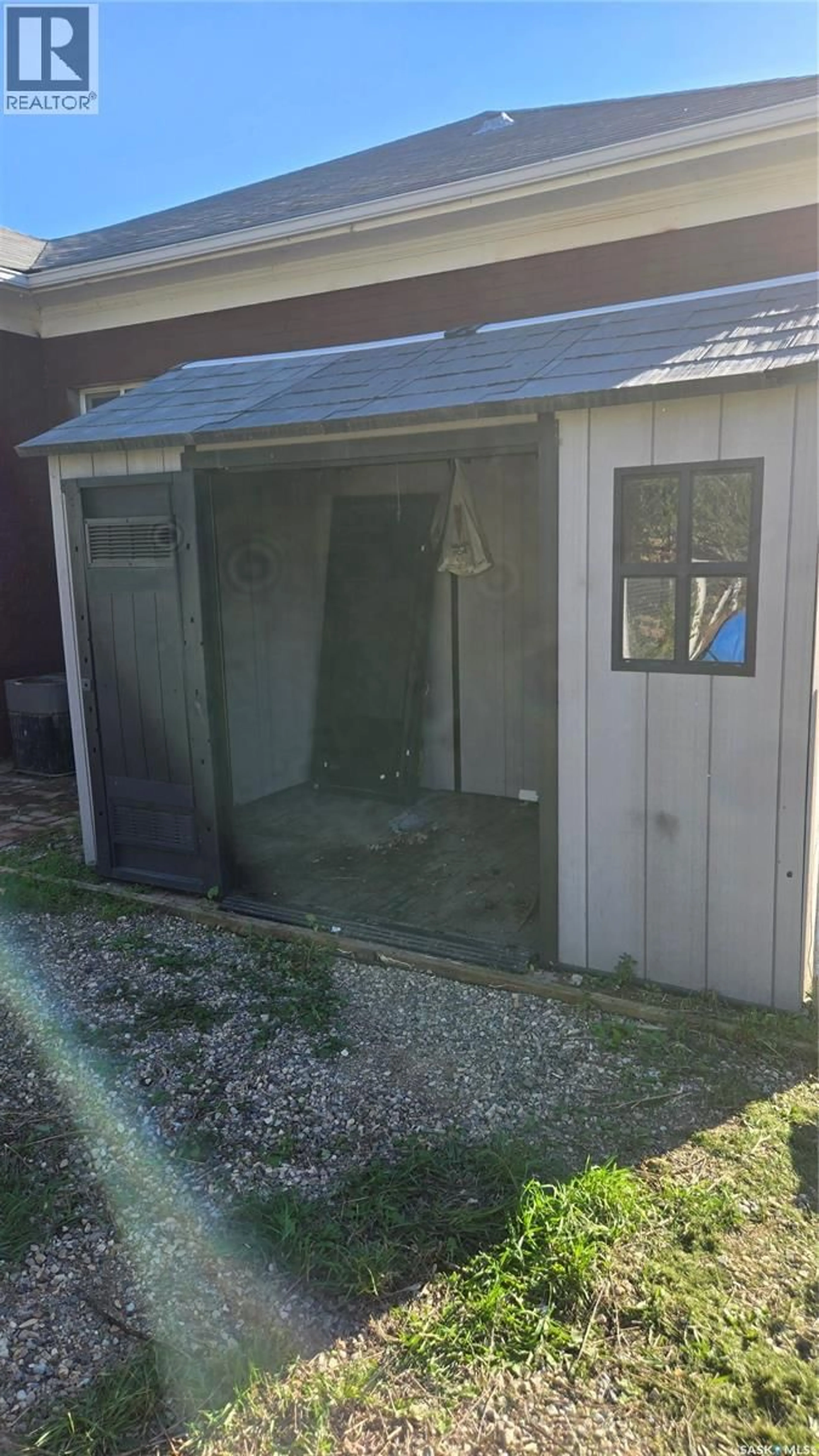 Shed for 628 WALSH AVENUE, Oxbow Saskatchewan S0C2B0