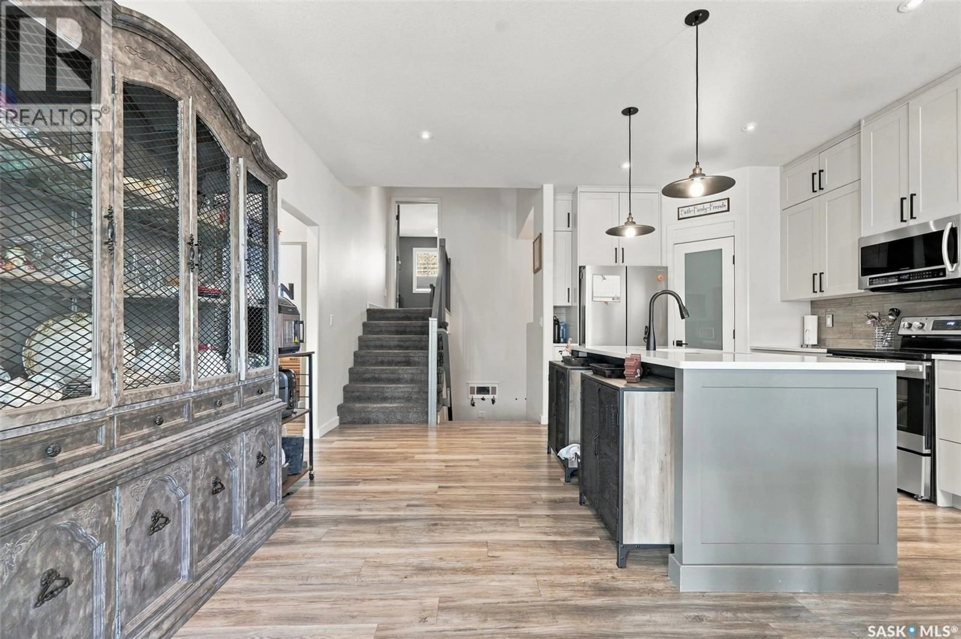 Open concept kitchen, unknown for 1119 PRINGLE WAY, Saskatoon Saskatchewan S7T0V4