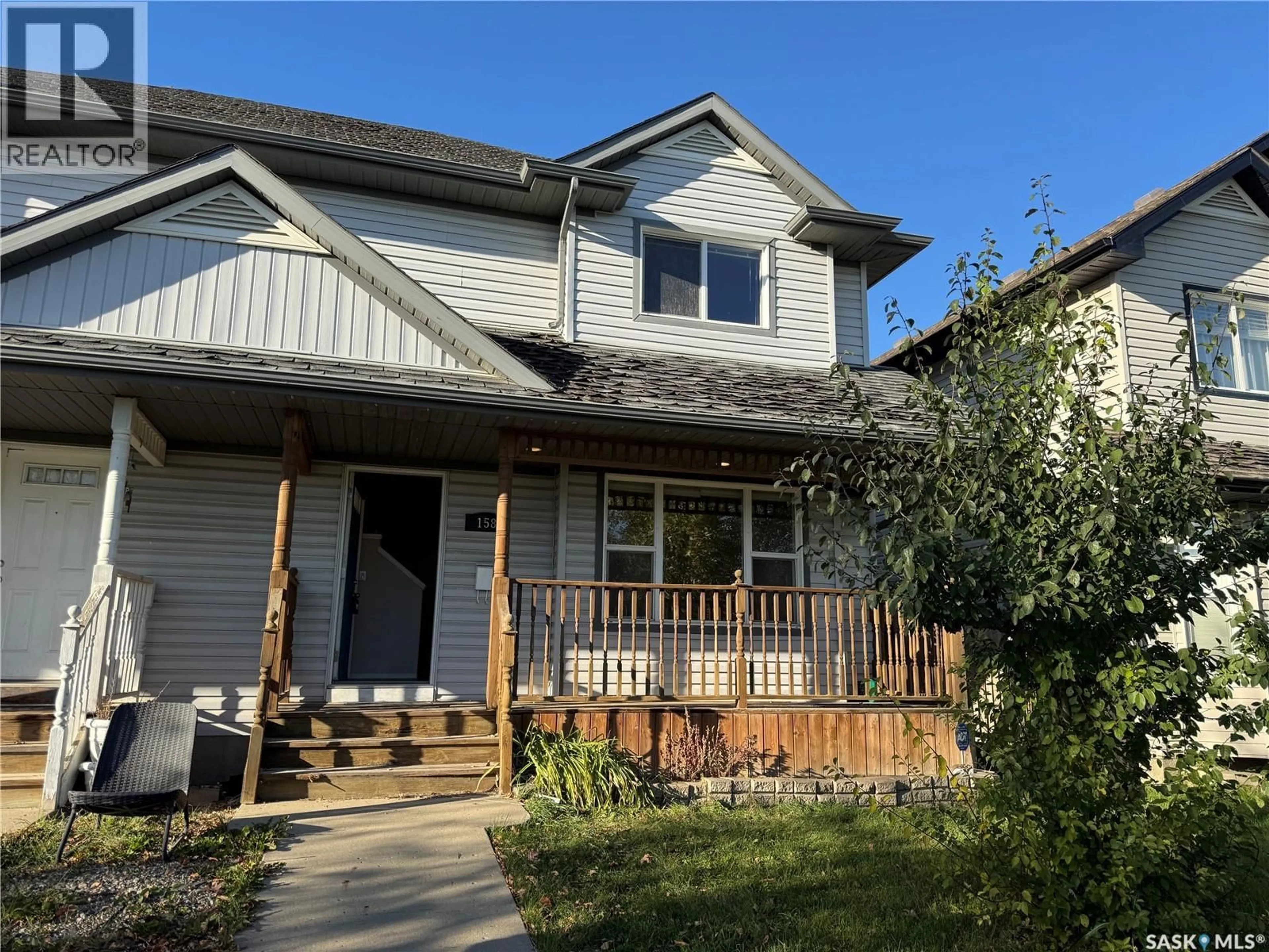 Home with vinyl exterior material, street for 158 EAST HAMPTON BOULEVARD, Saskatoon Saskatchewan S7R0A7