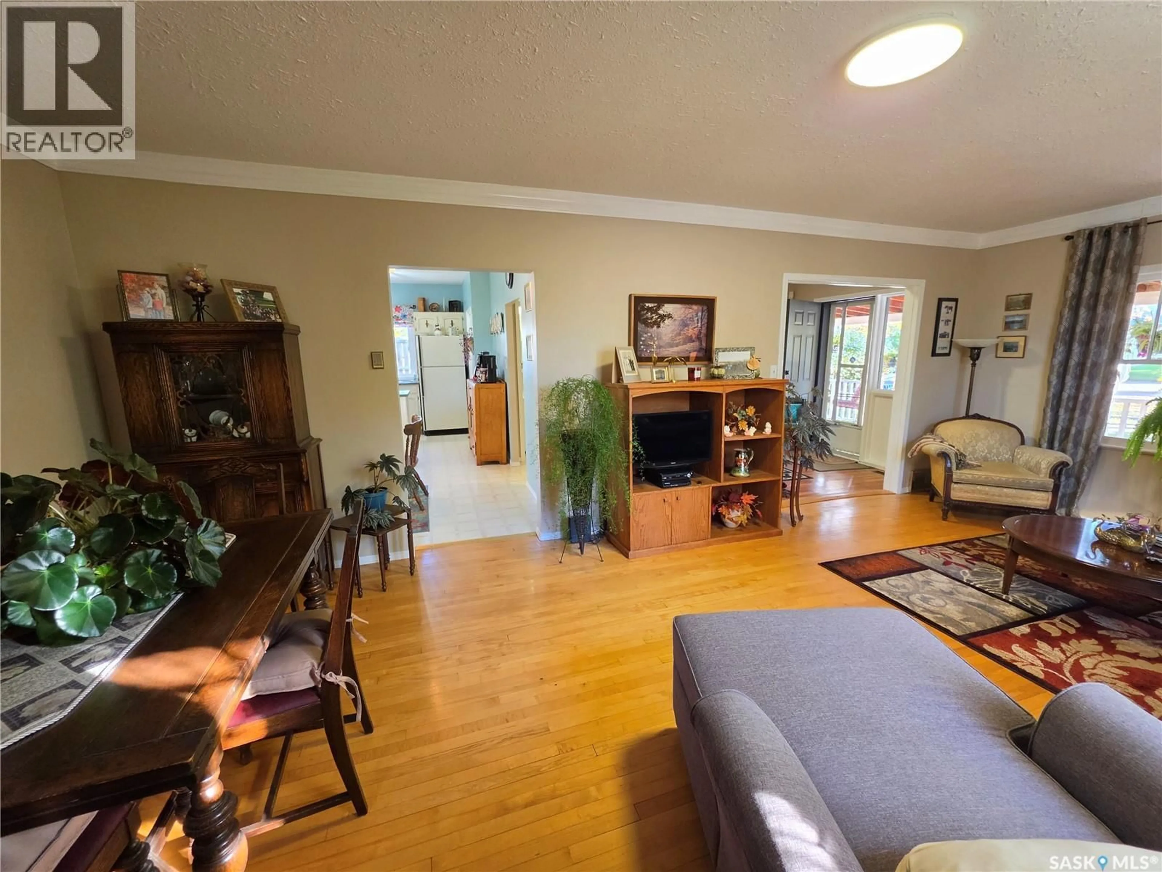 Unknown for 409 3RD AVENUE, Meadow Lake Saskatchewan S9X1B8
