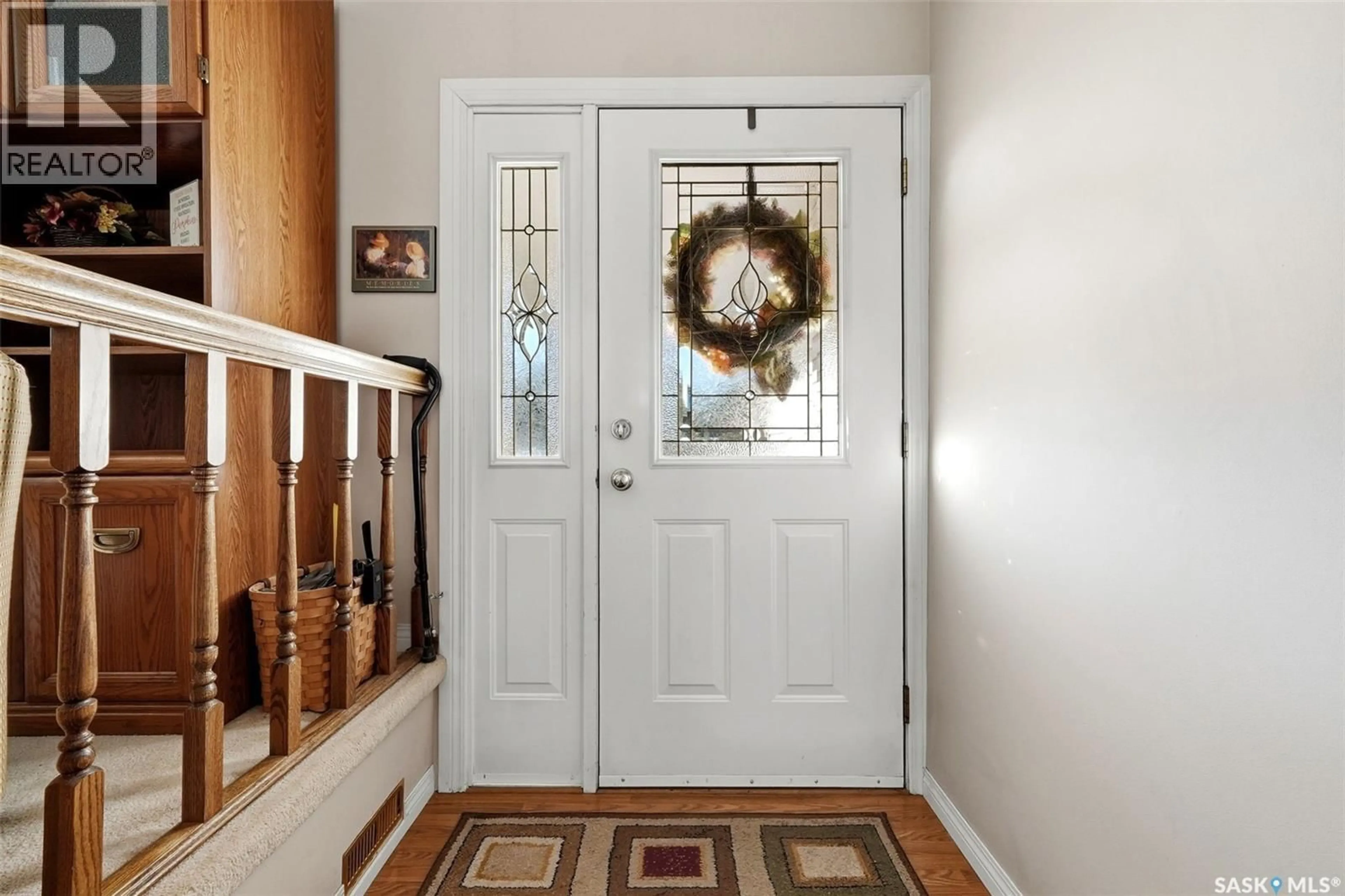 Indoor entryway for 11 GREEN MEADOW ROAD, Regina Saskatchewan S4V0A4