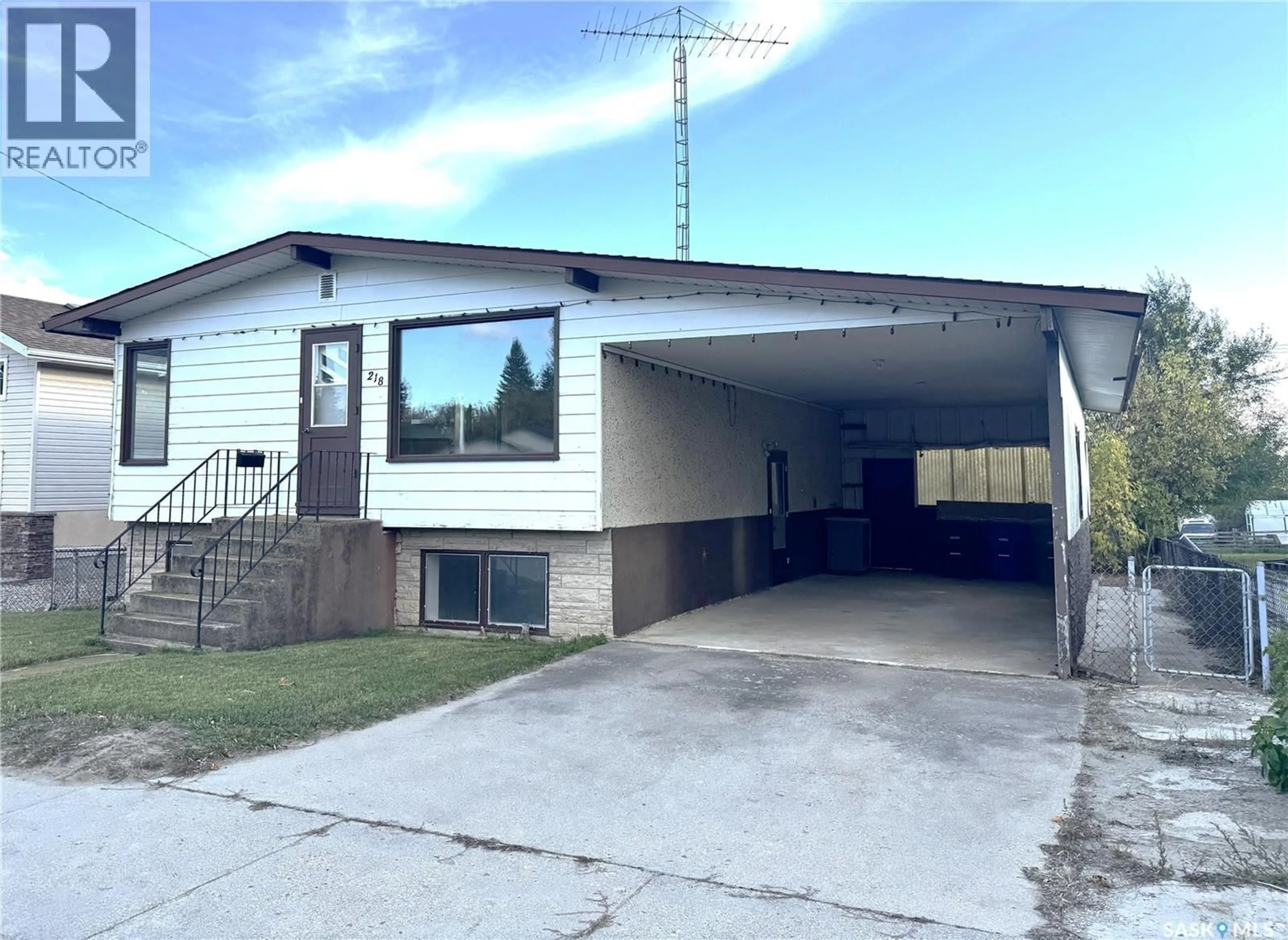 Indoor garage for 218 2ND AVENUE, Biggar Saskatchewan S0K0M0
