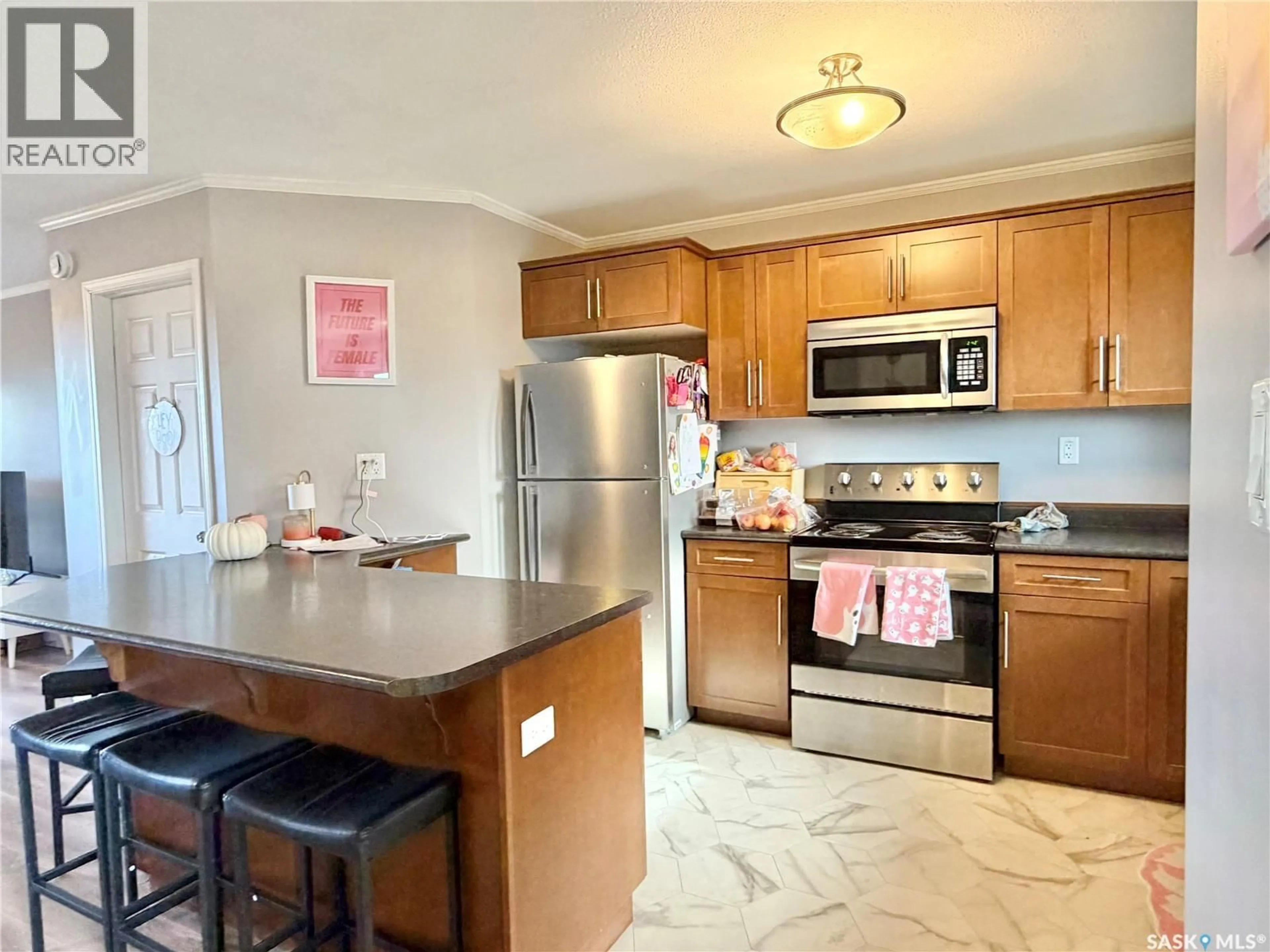 Open concept kitchen, ceramic/tile floor for 510 - 1303 RICHARDSON ROAD, Saskatoon Saskatchewan S7R0L1