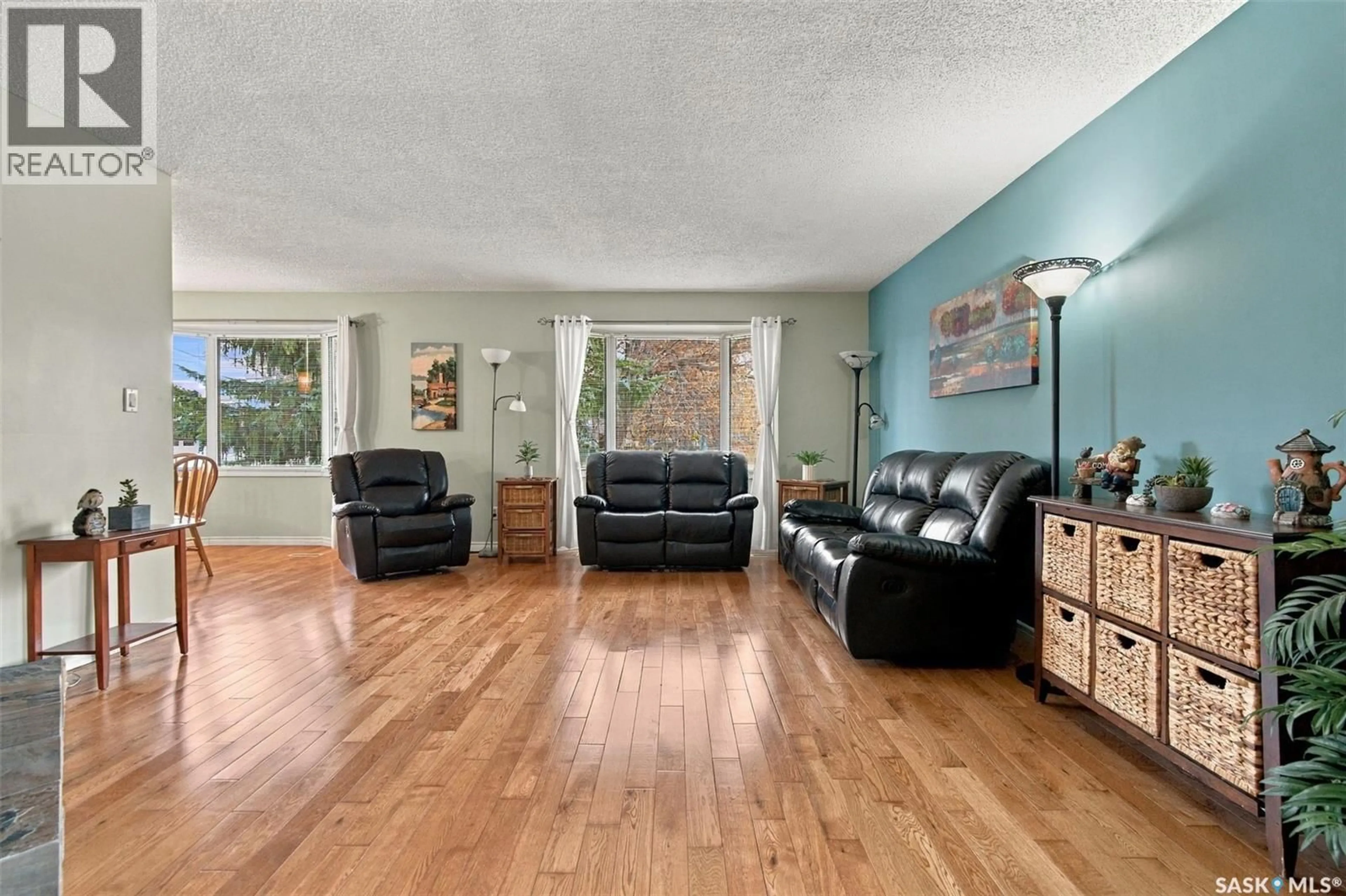 Living room with furniture, unknown for 38 PETERSMEYER STREET, Regina Saskatchewan S4R7P7