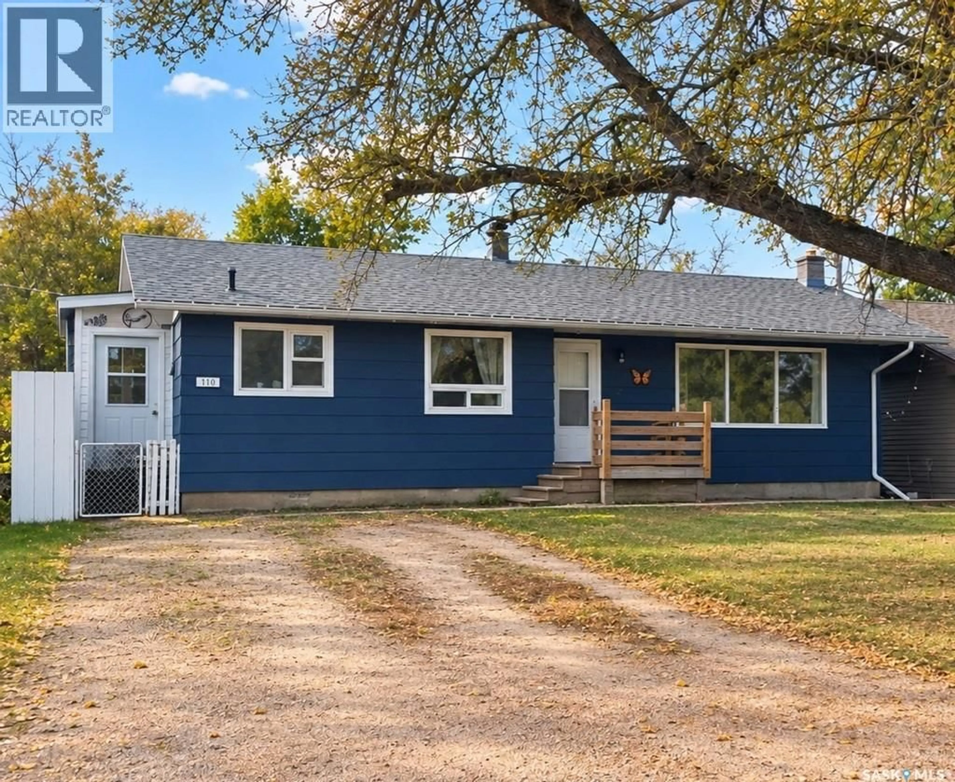 Home with vinyl exterior material, street for 313 ALBERT STREET, Hudson Bay Saskatchewan S0E0Y0