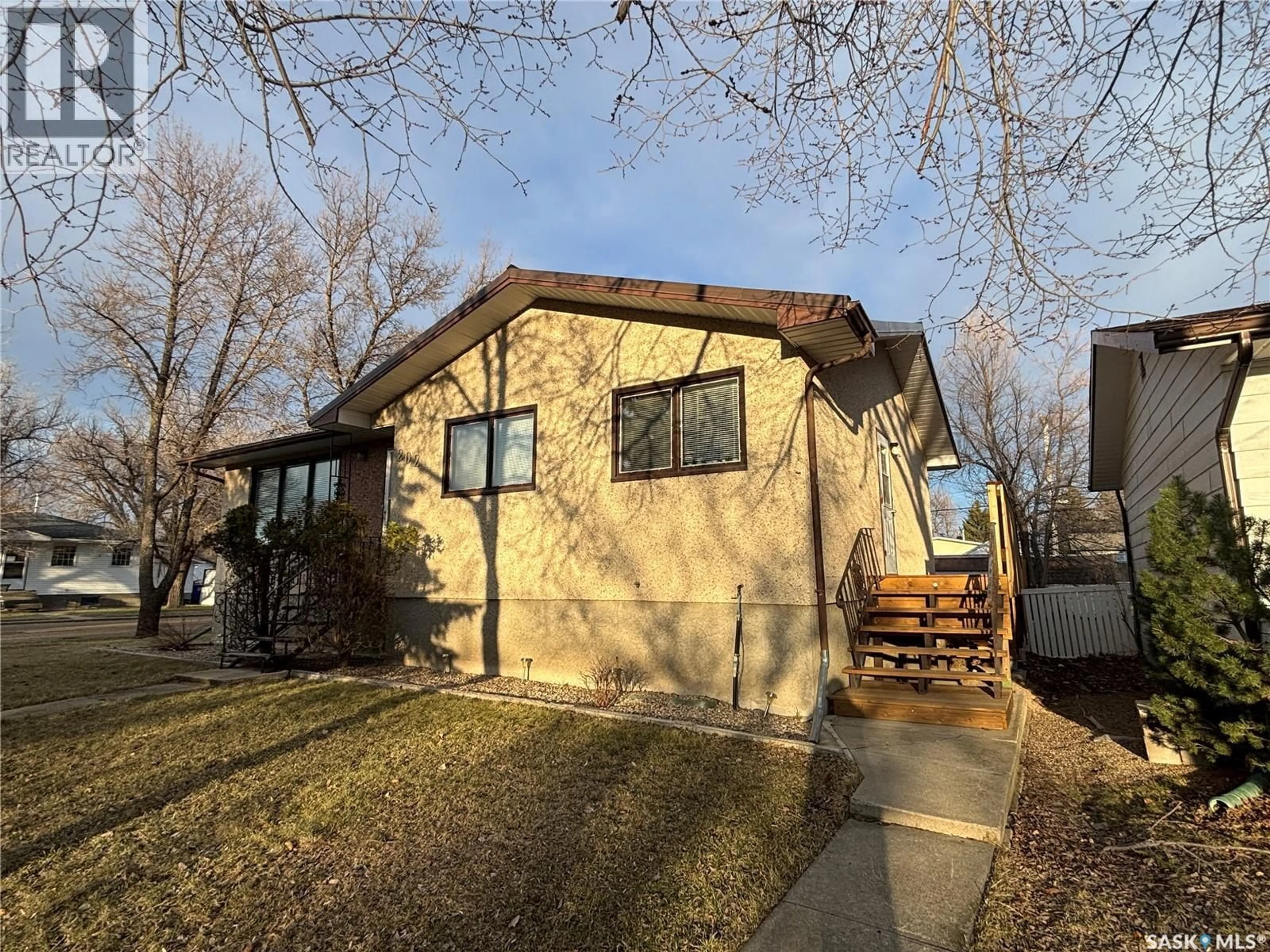 Home with vinyl exterior material, street for 202 HERBERT STREET, Maple Creek Saskatchewan S0N1N0
