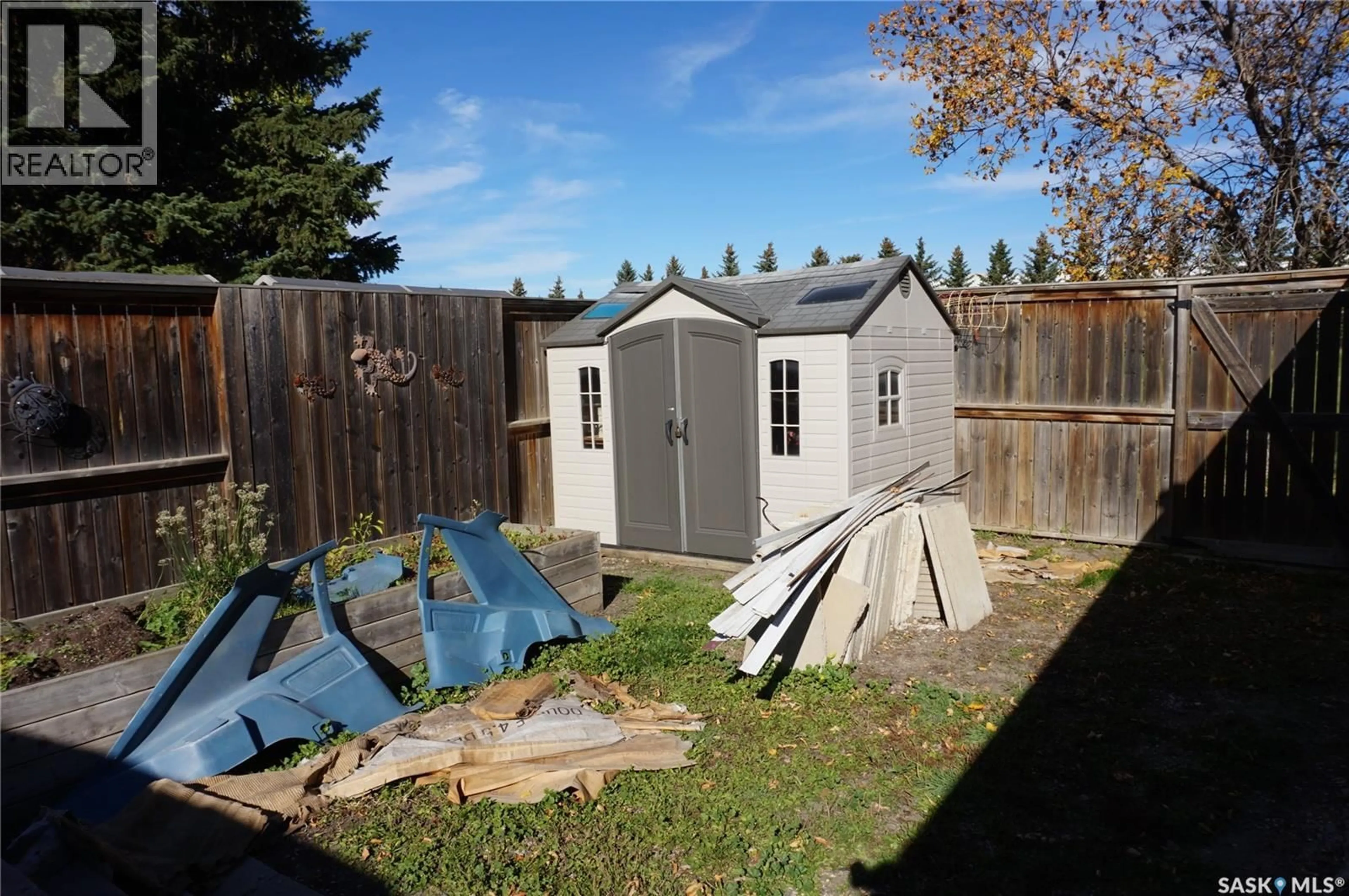 Shed for 139 TRIFUNOV CRESCENT, Regina Saskatchewan S4S7C8