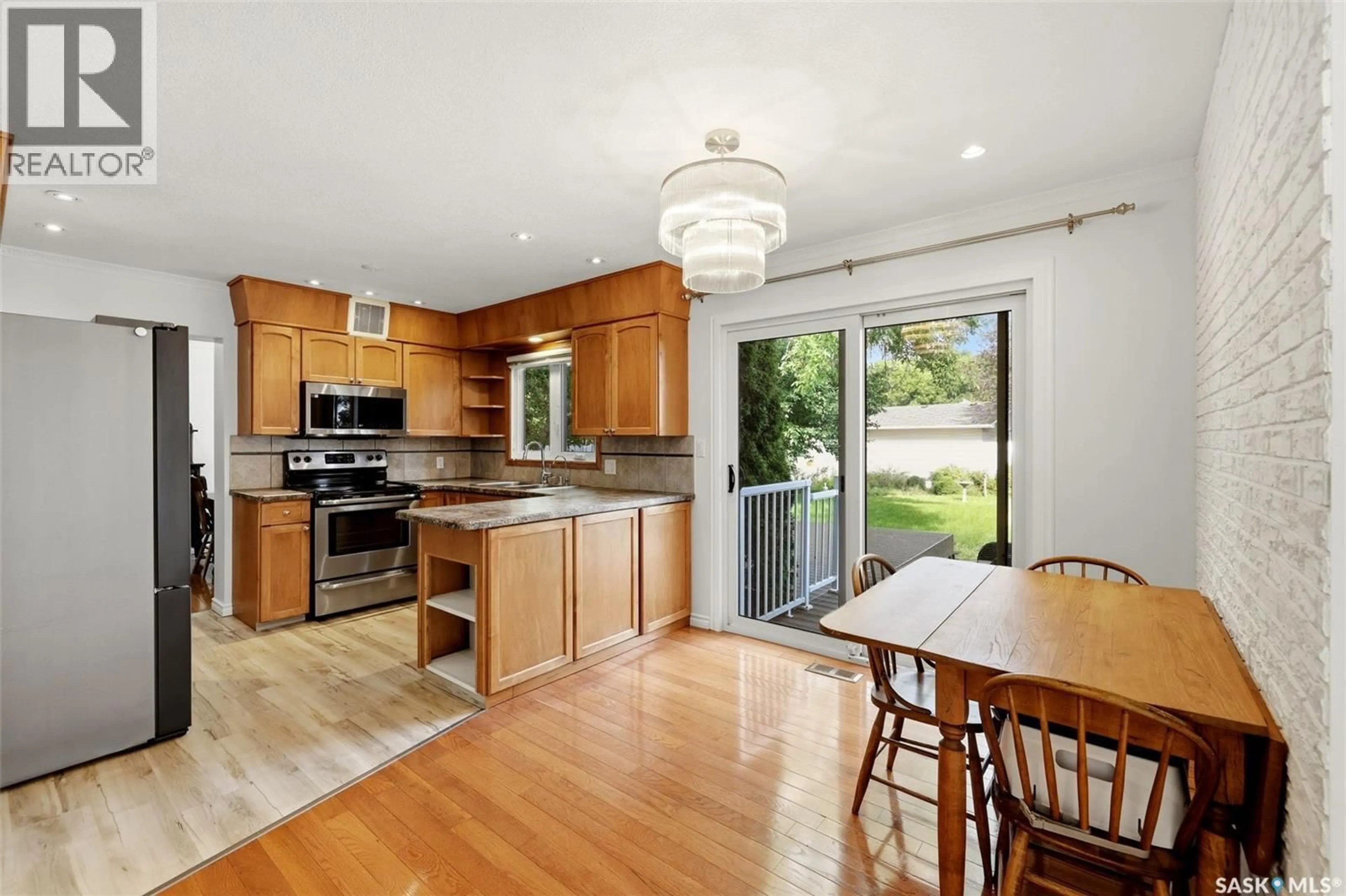 Open concept kitchen, unknown for 6218 SHERWOOD DRIVE, Regina Saskatchewan S4T7G2