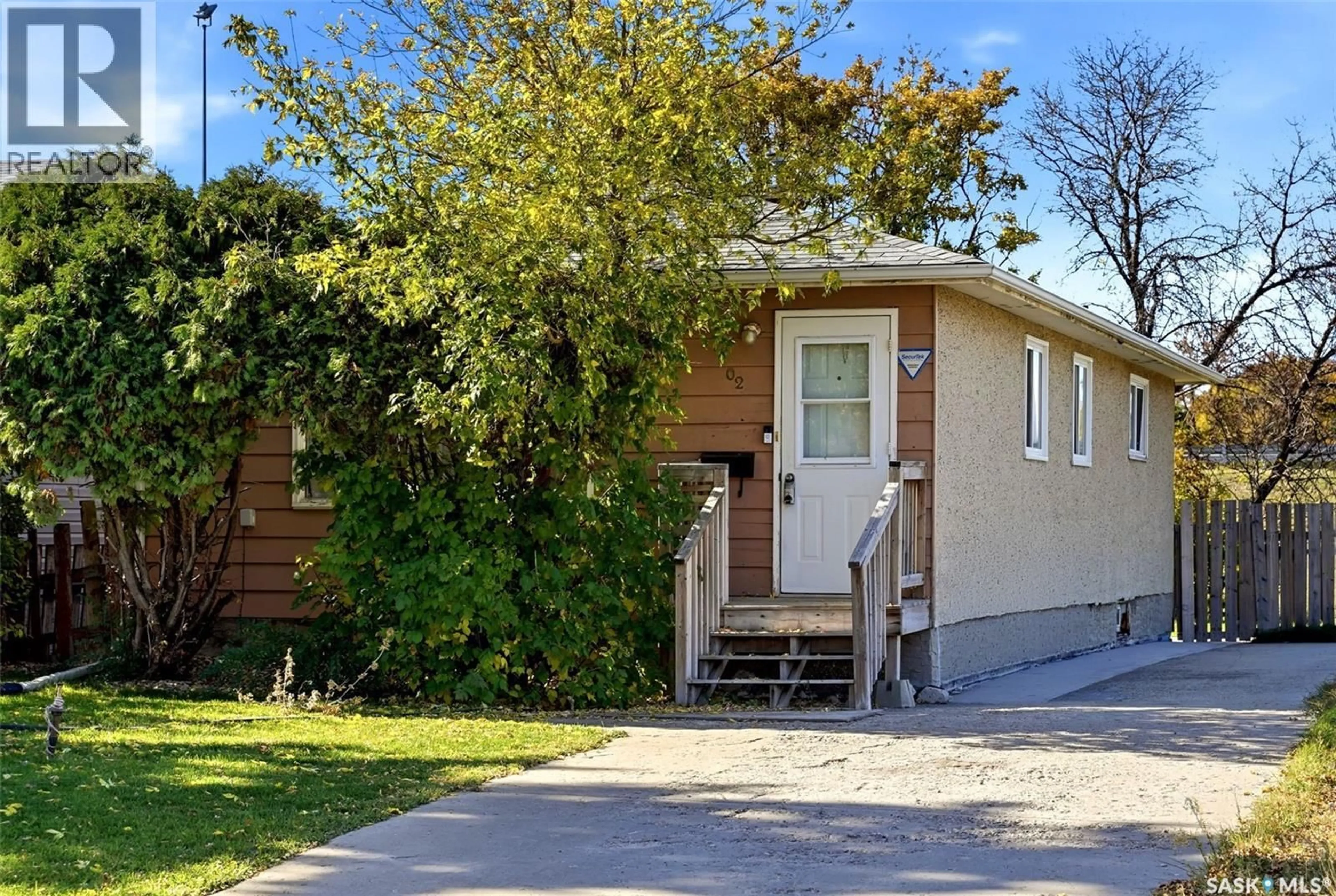 Unknown for 1502 GROSVENOR STREET, Regina Saskatchewan S4N4C6
